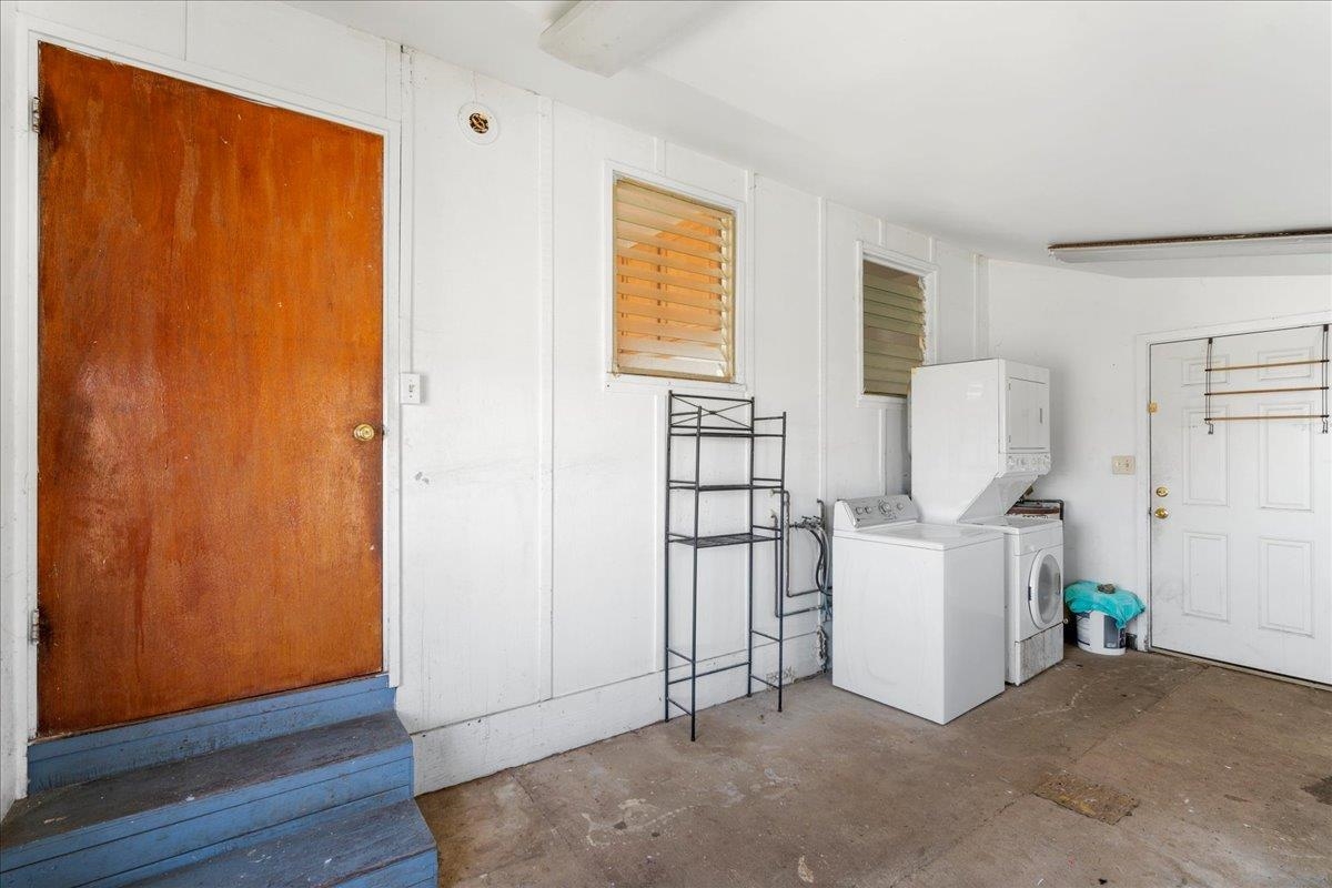 618  Liholiho St Wailuku, Wailuku home - photo 45 of 50