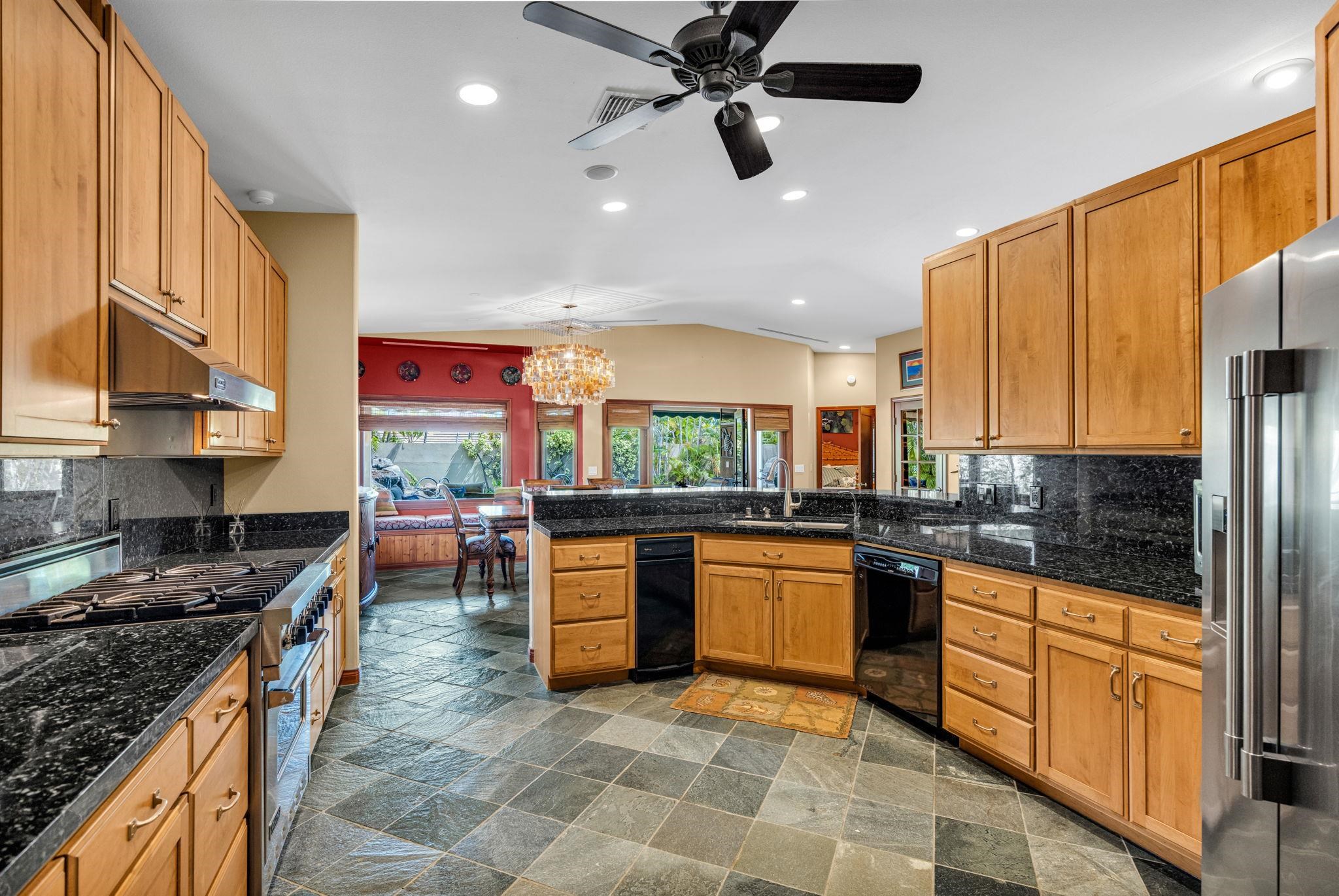 62  Ponana St , Kihei home - photo 18 of 50