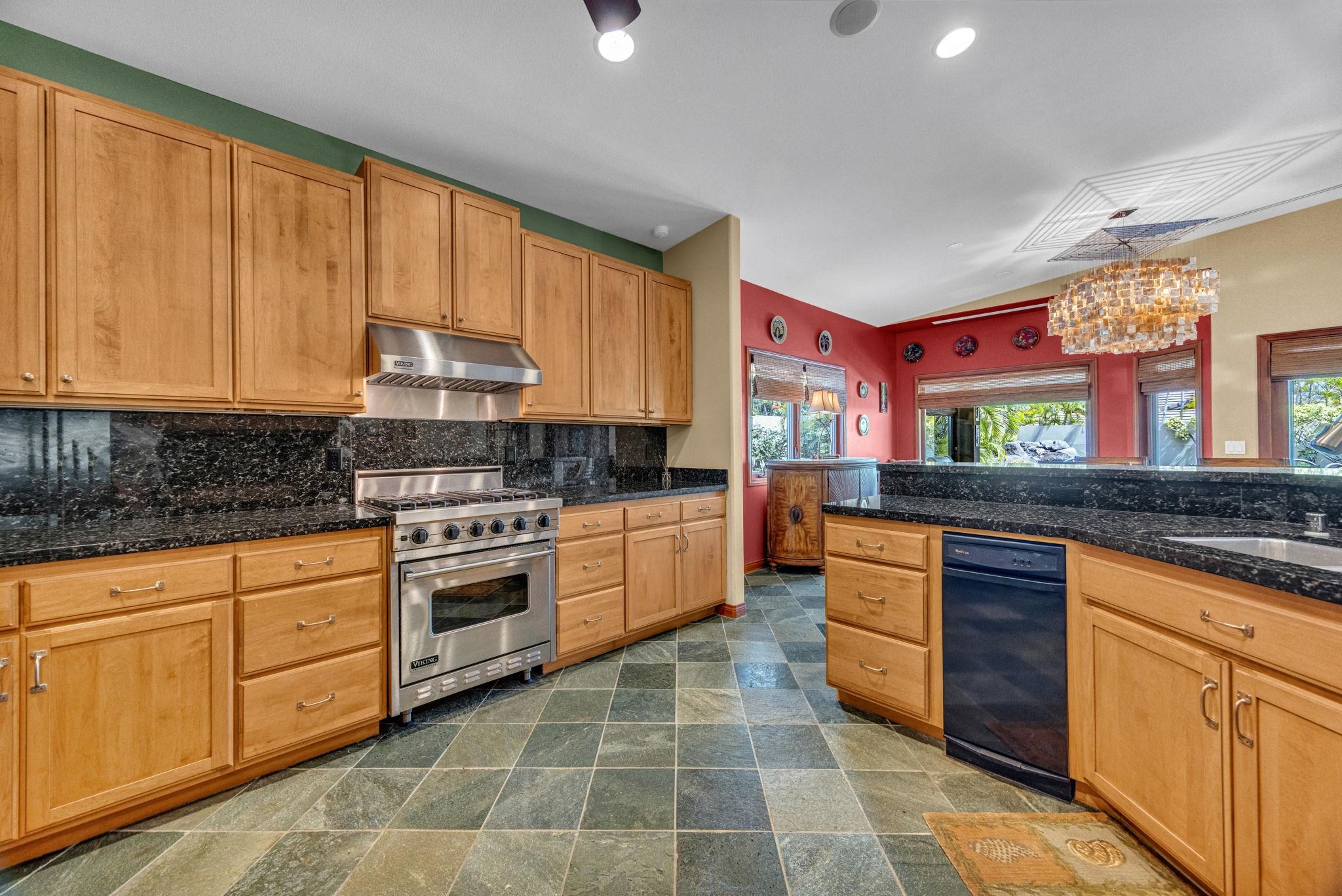 62  Ponana St , Kihei home - photo 21 of 50