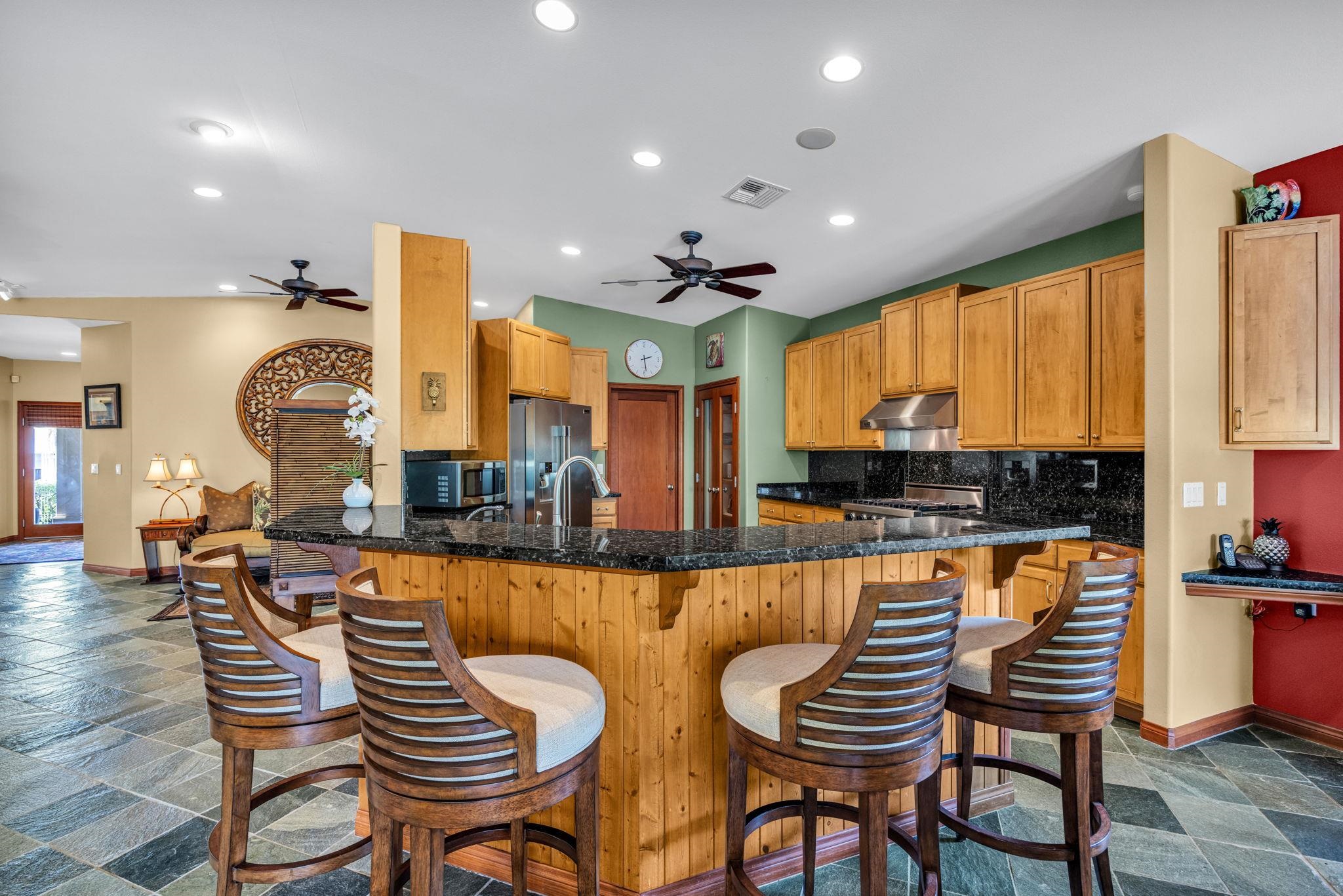 62  Ponana St , Kihei home - photo 22 of 50