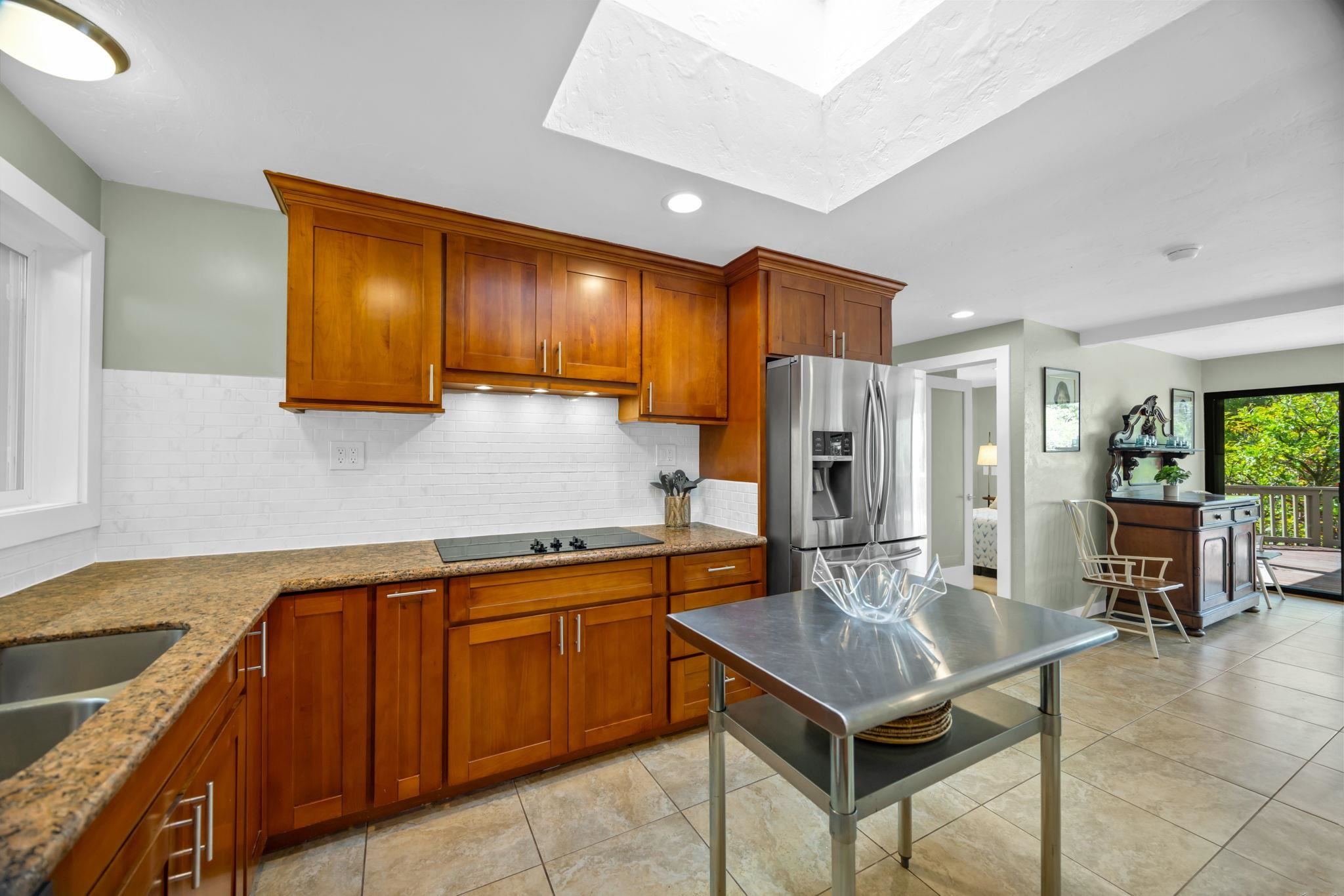 620  Awalau Rd , Haiku home - photo 11 of 50