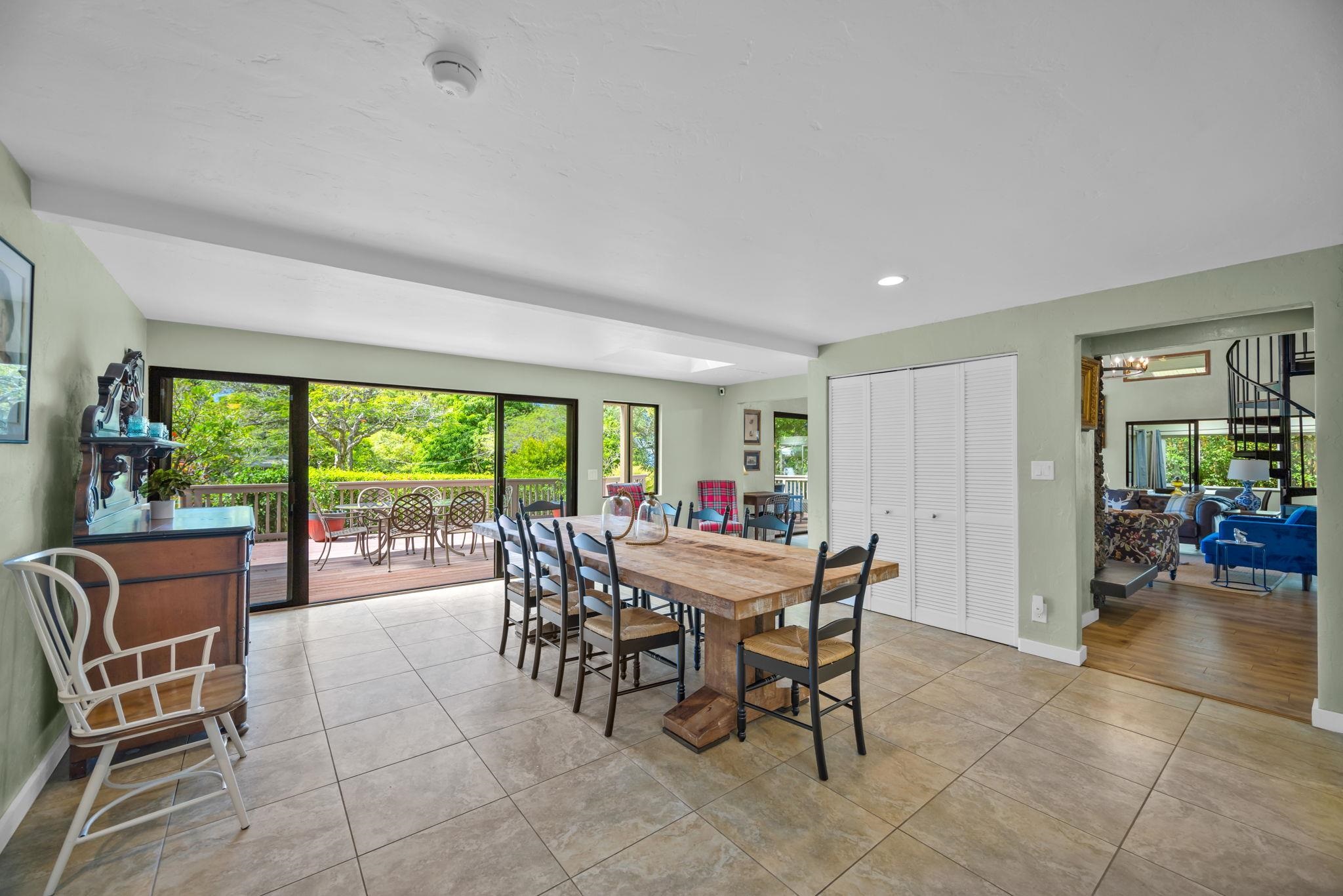 620  Awalau Rd , Haiku home - photo 13 of 50