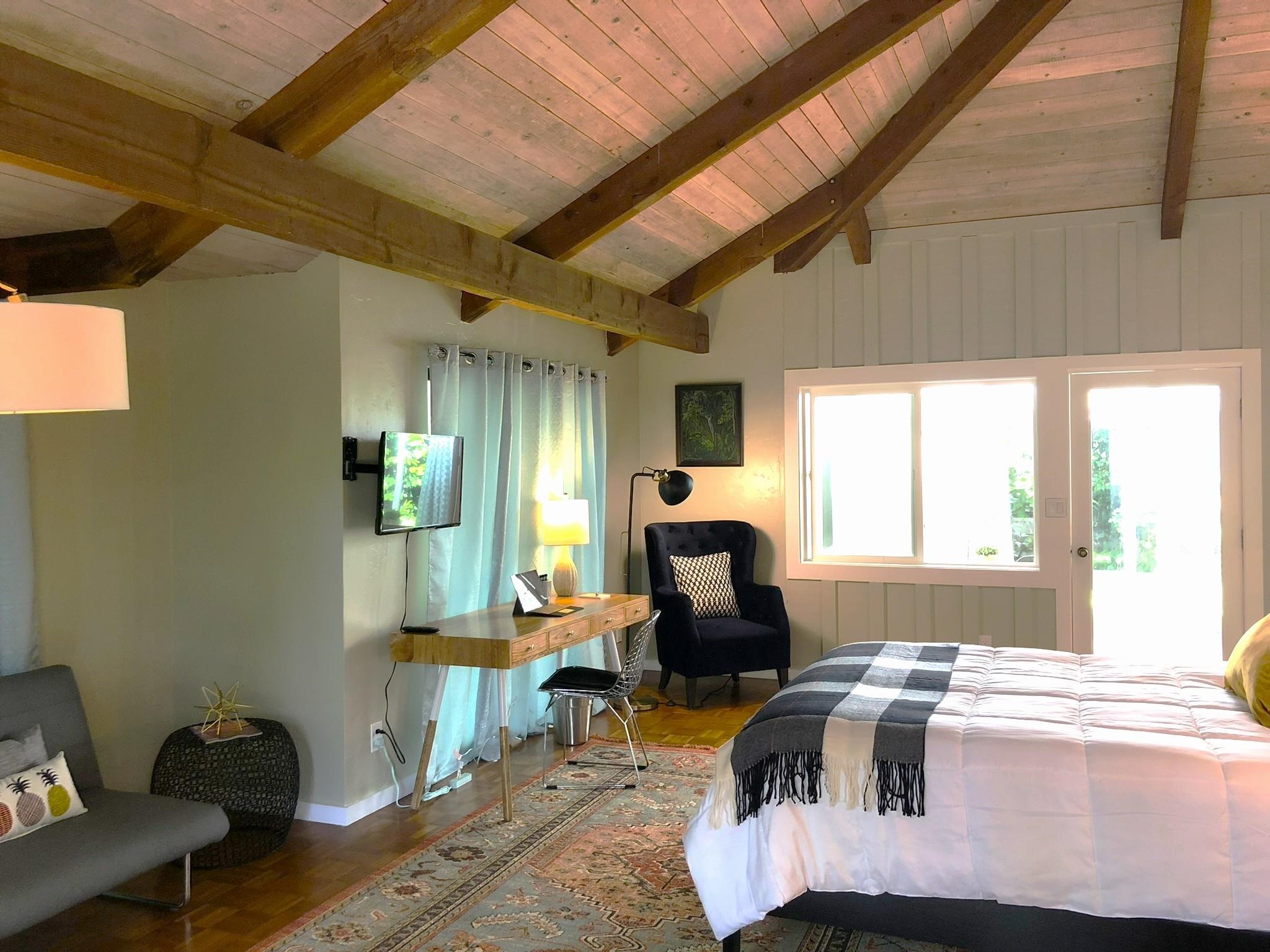 620  Awalau Rd , Haiku home - photo 14 of 50