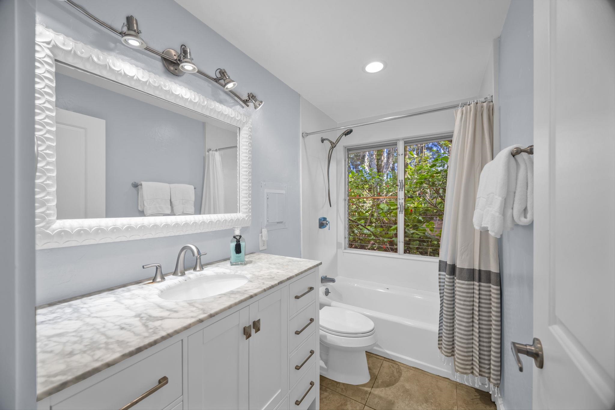 620  Awalau Rd , Haiku home - photo 16 of 50