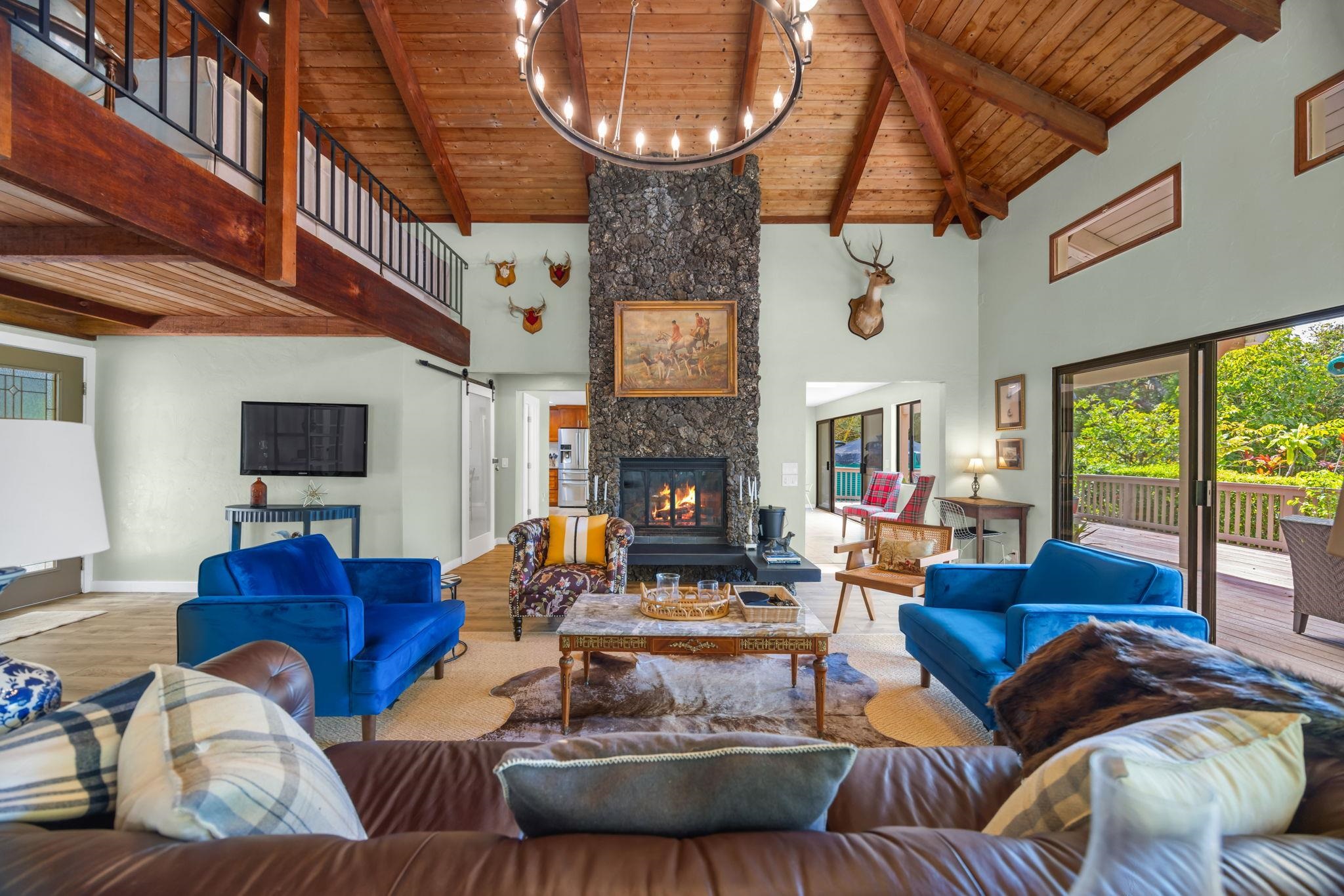 620  Awalau Rd , Haiku home - photo 8 of 50