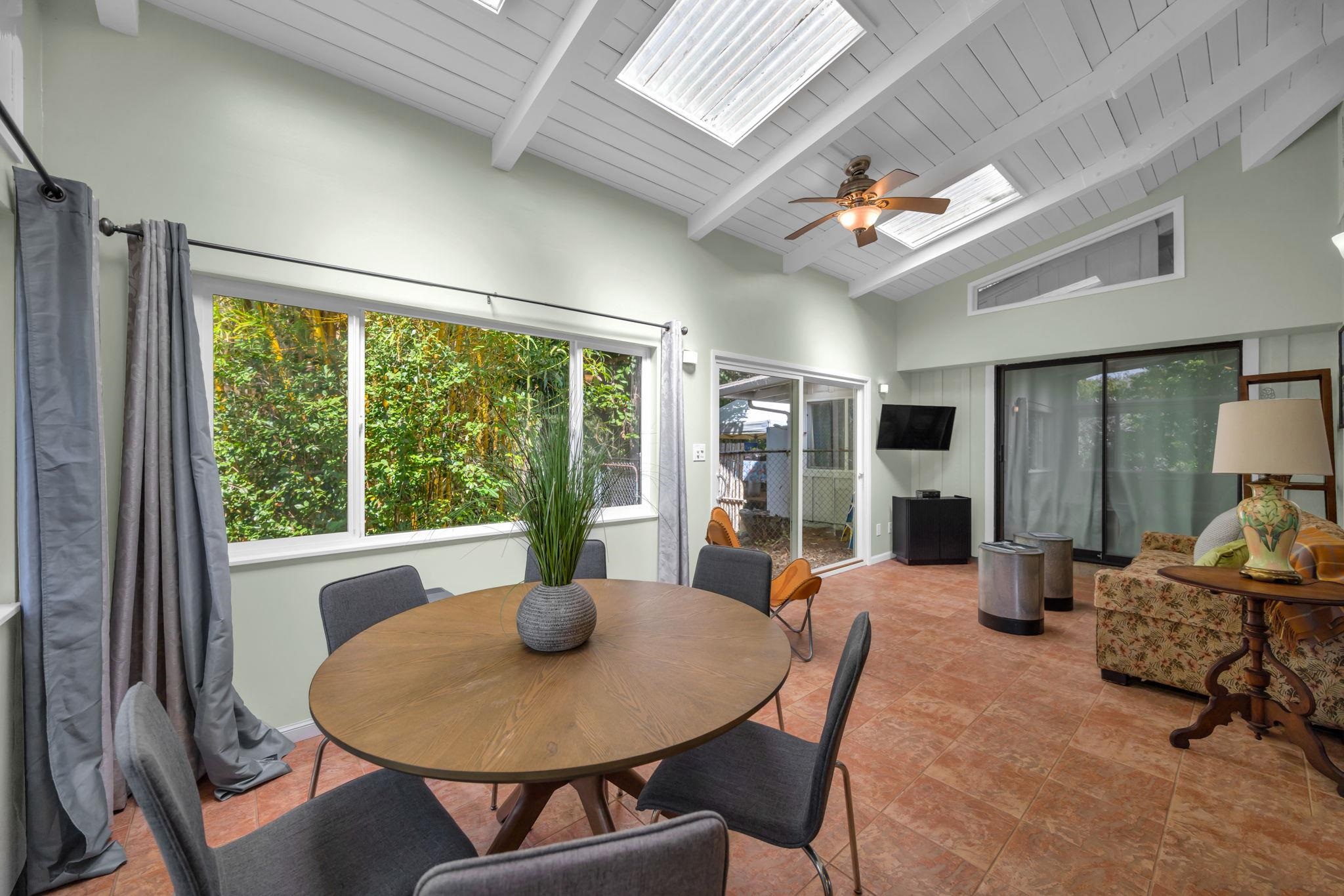 620  Awalau Rd , Haiku home - photo 17 of 50