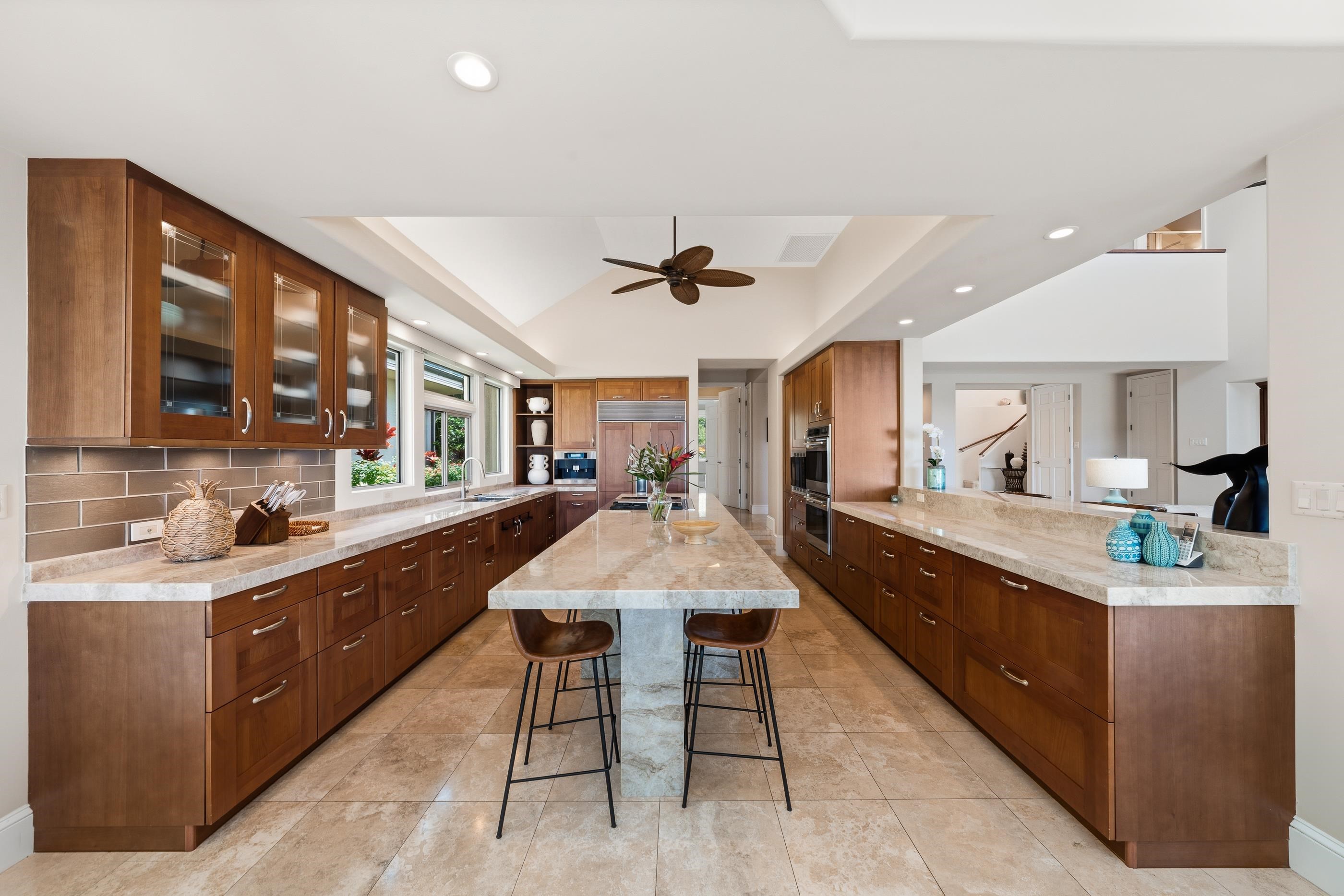 620  Silversword Dr Kapalua, Kapalua home - photo 14 of 49