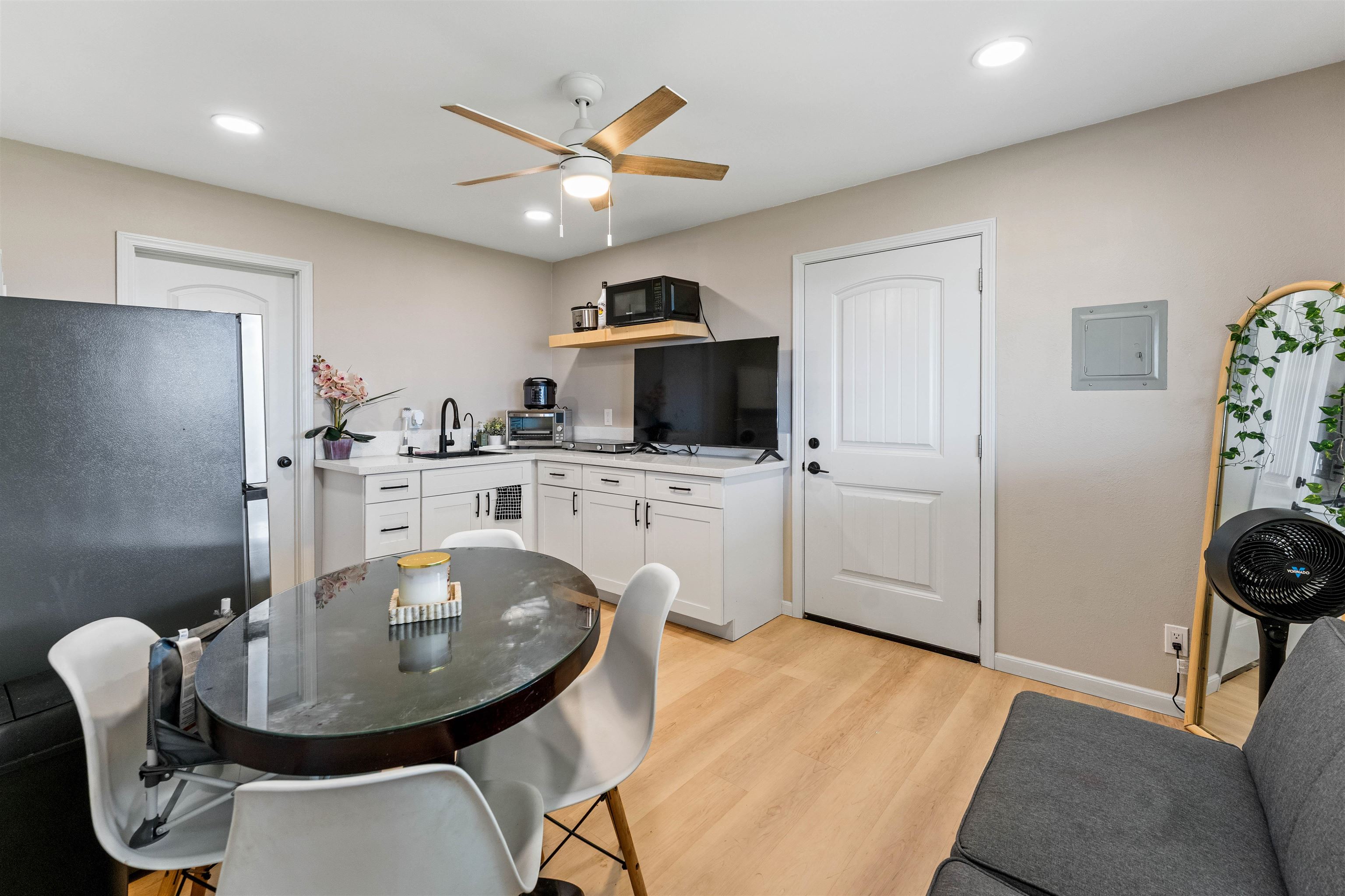 624  Alihilani St Wailuku, Wailuku home - photo 14 of 39