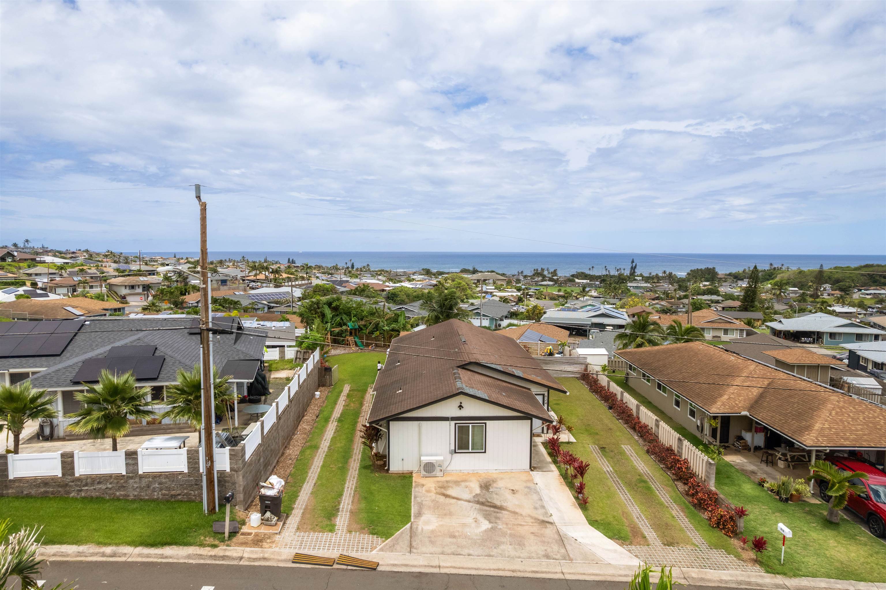 624  Alihilani St Wailuku, Wailuku home - photo 33 of 39