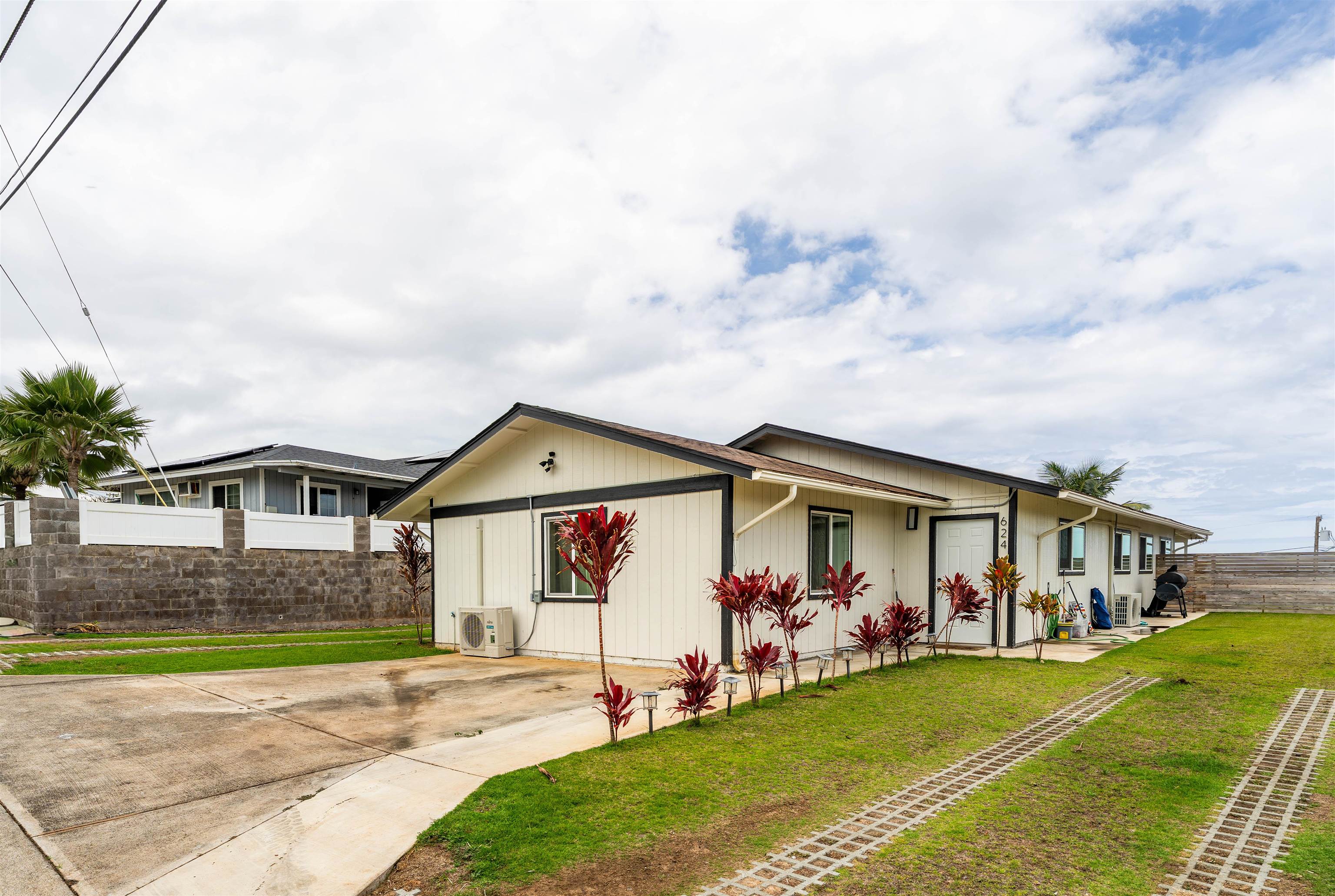 624  Alihilani St Wailuku, Wailuku home - photo 10 of 39