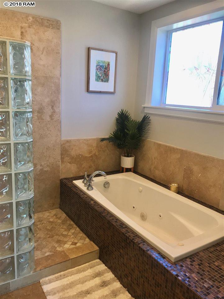 625  Imi Dr , Wailuku home - photo 16 of 27