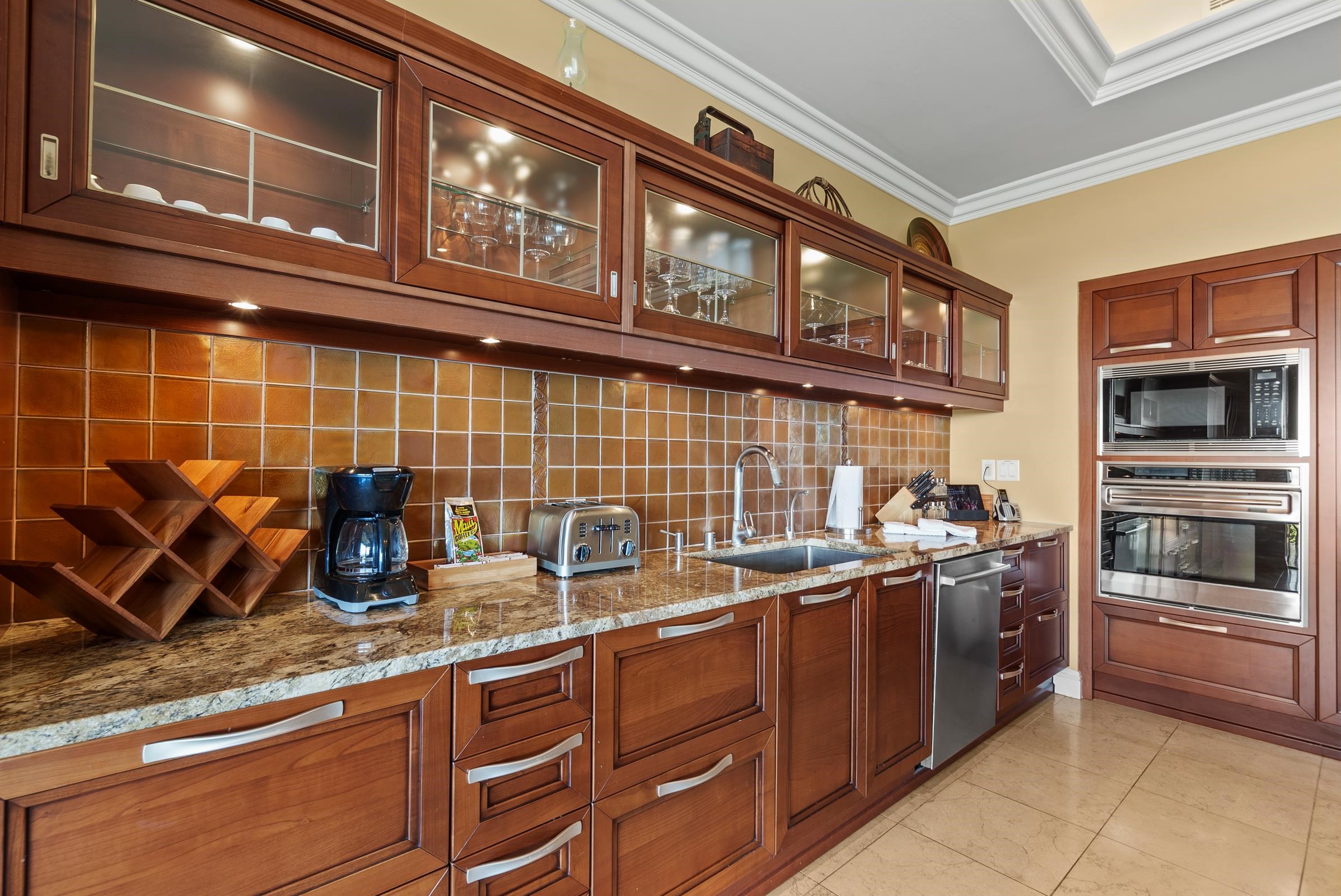 Hoolei condo # B5, Kihei, Hawaii - photo 15 of 48