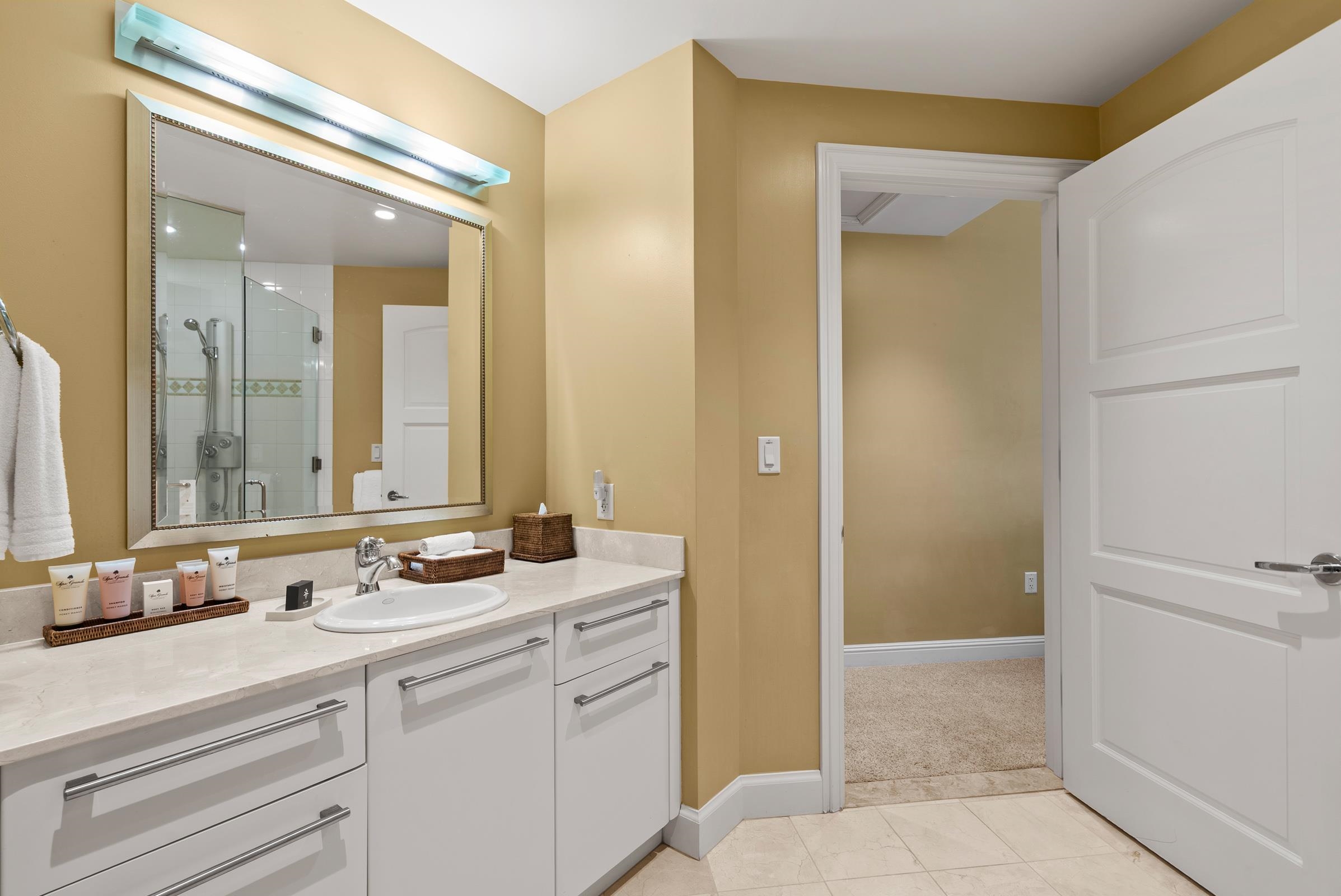 Hoolei condo # B5, Kihei, Hawaii - photo 37 of 48