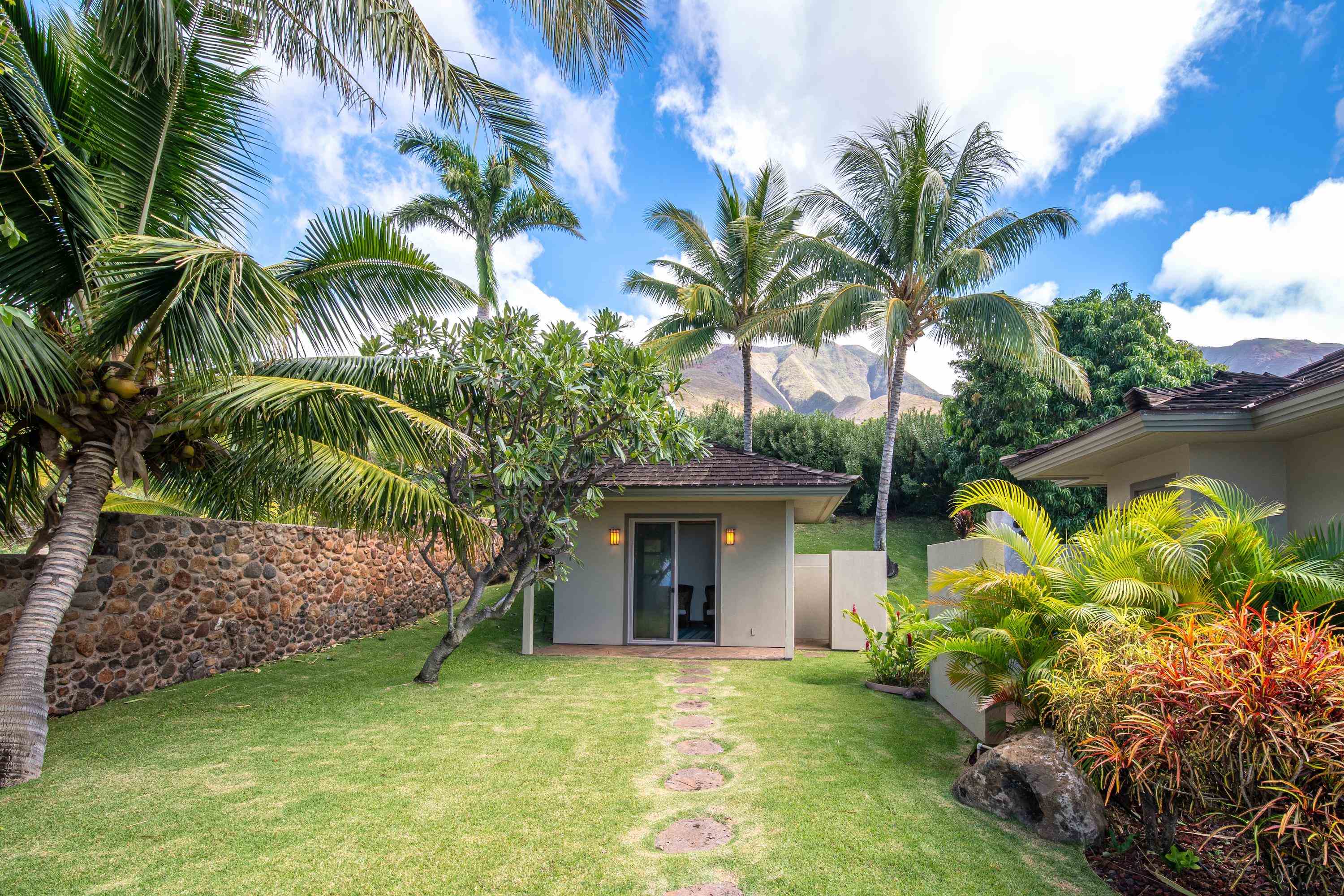 63  Kumu Niu Pl Launiupoko, Lahaina home - photo 29 of 44