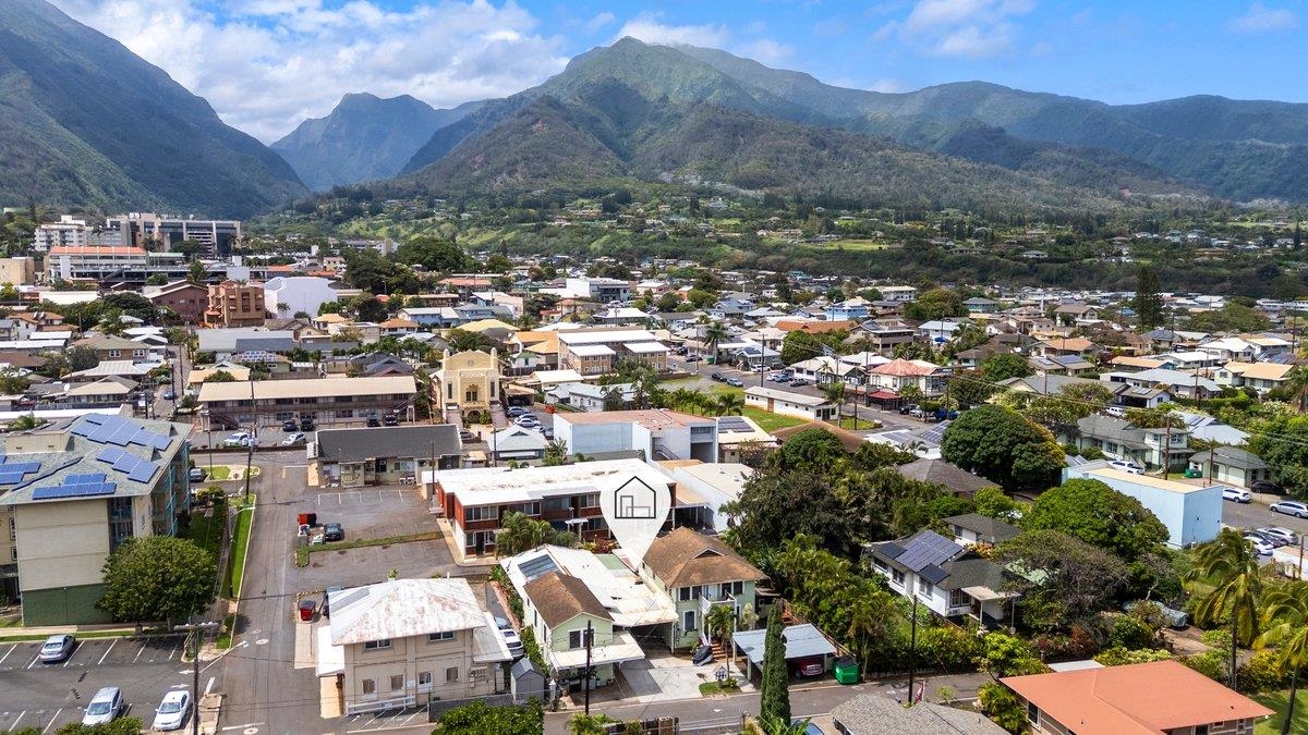 63  Wailani St , Wailuku home - photo 4 of 12