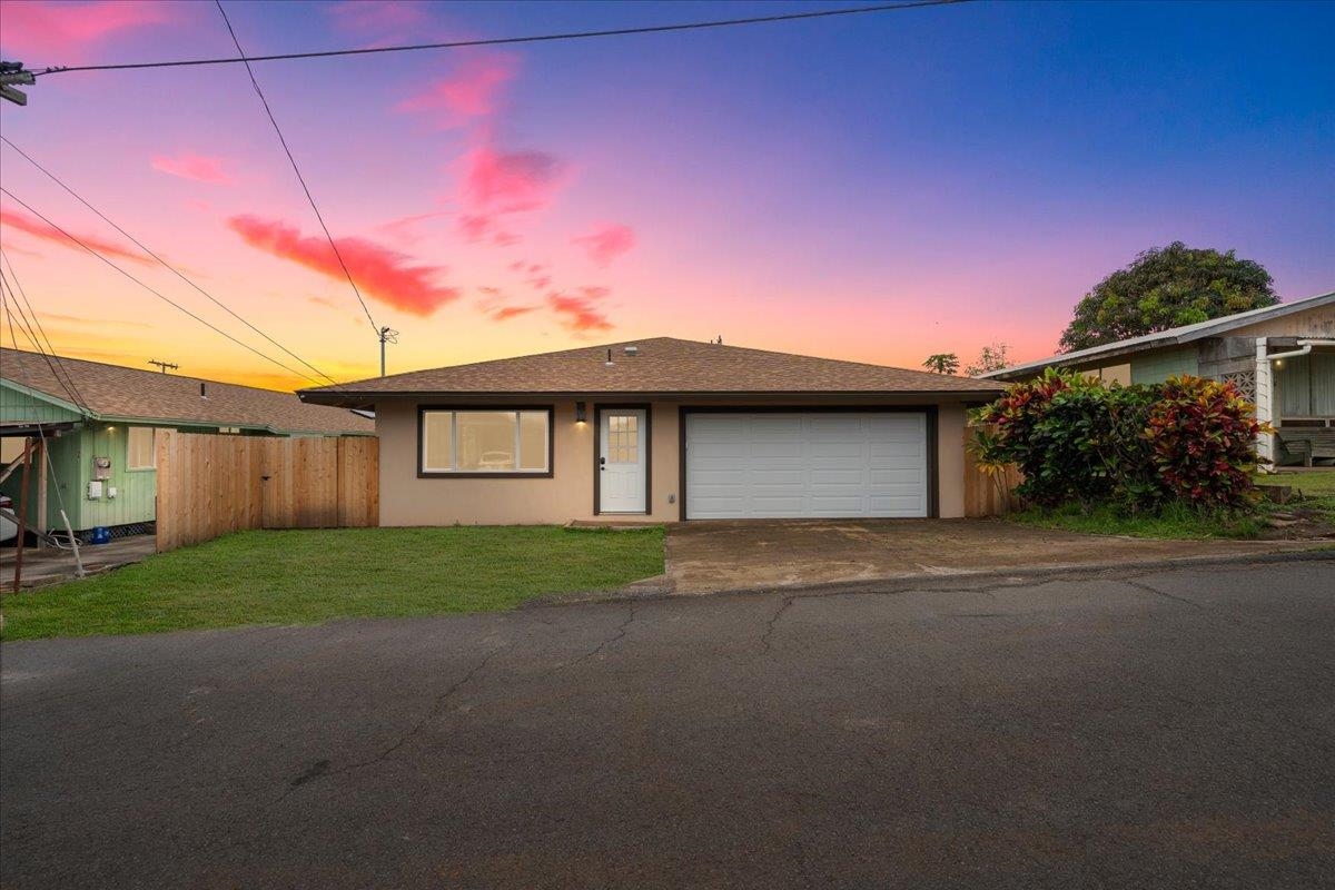 63  Wilipohaku Rd , Wailuku home - photo 3 of 36