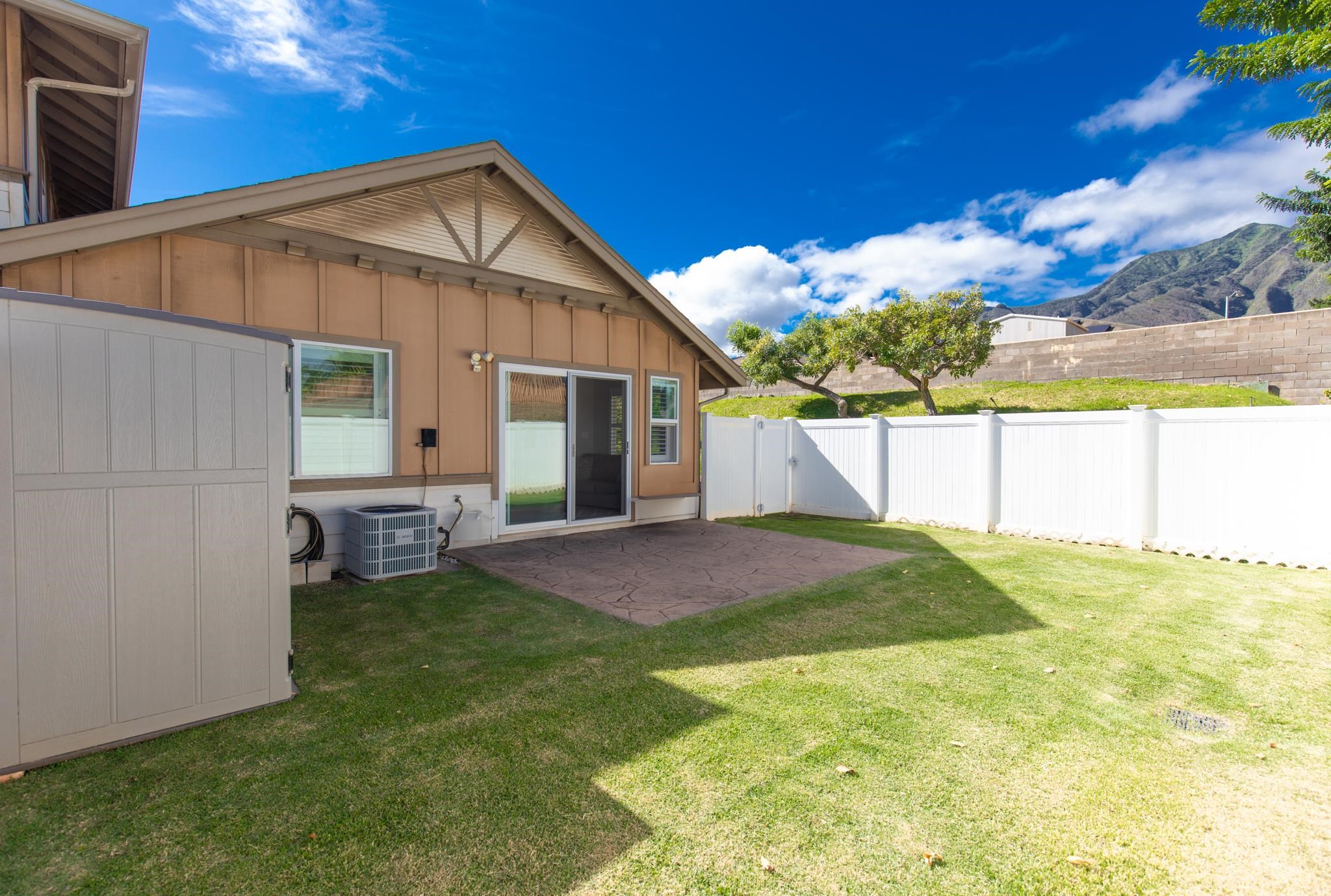 Kehalani Gardens condo # 2201, Wailuku, Hawaii - photo 12 of 16