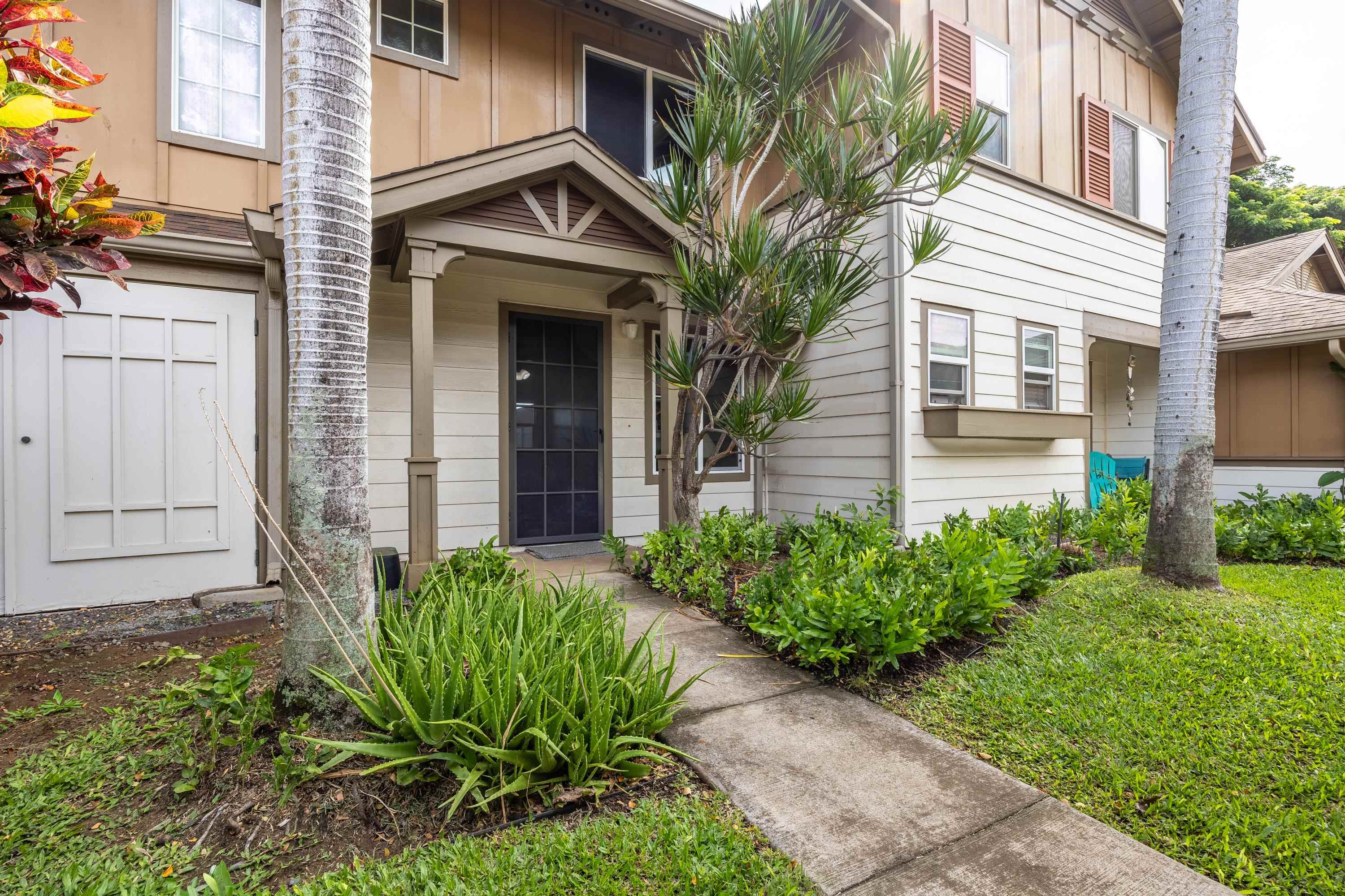 Kehalani Gardens condo # 204, Wailuku, Hawaii - photo 2 of 36