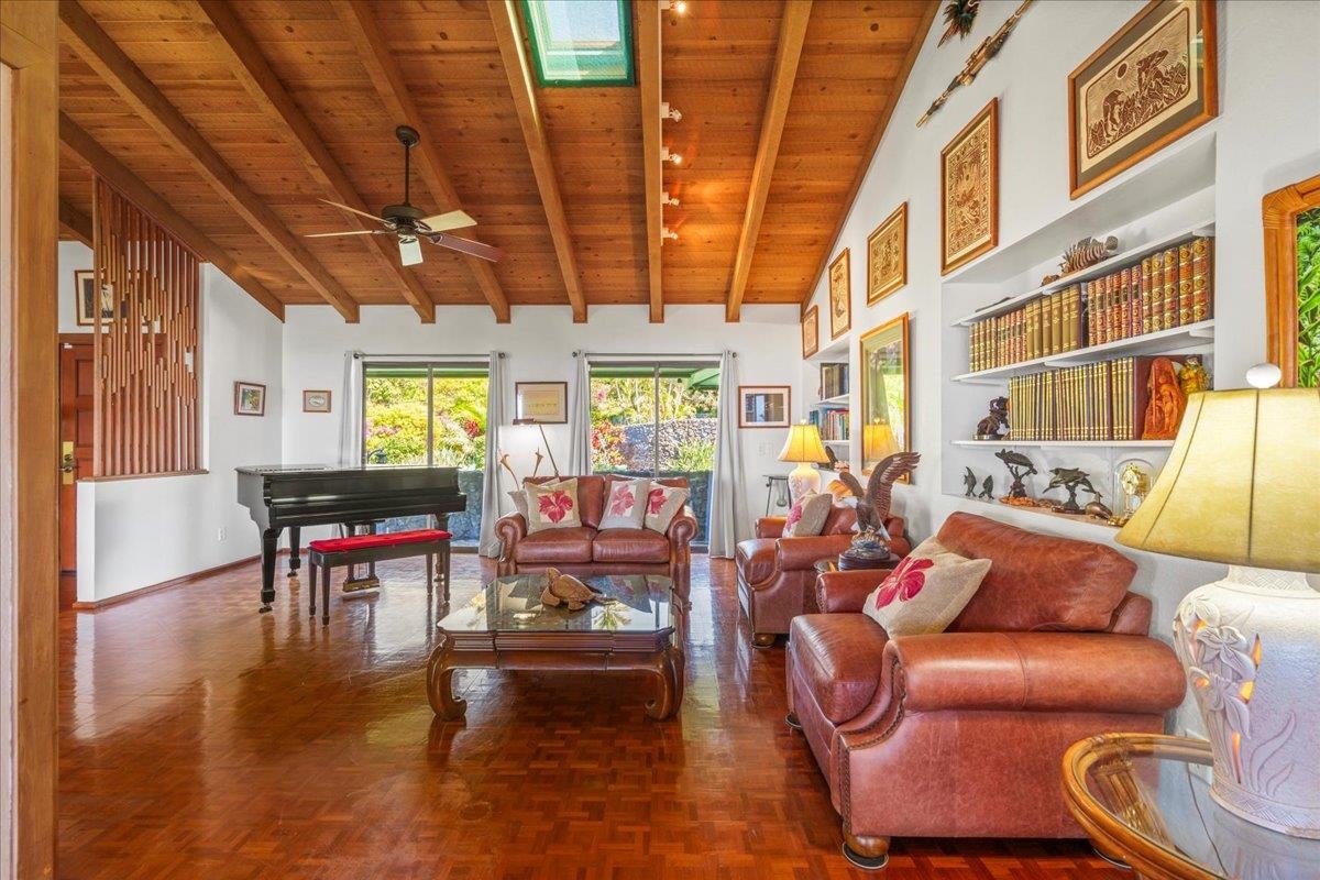 634  Laniolu Pl Maui Meadows, Maui Meadows home - photo 15 of 48