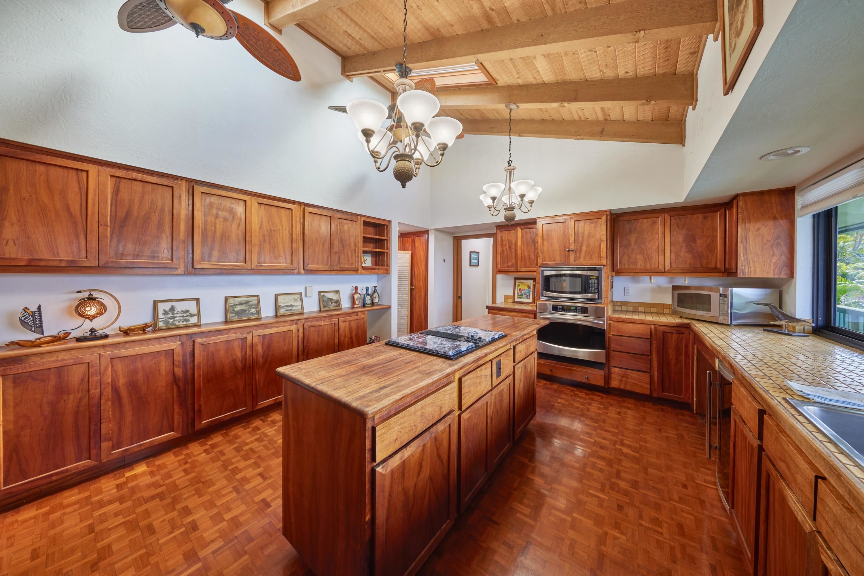 634  Laniolu Pl Maui Meadows, Maui Meadows home - photo 10 of 48