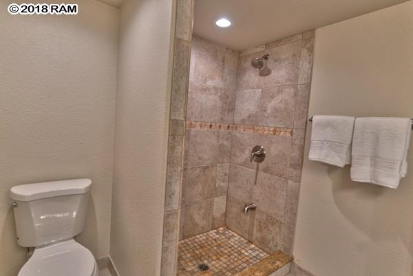 634B  Waiehu Beach Rd , Wailuku home - photo 11 of 24