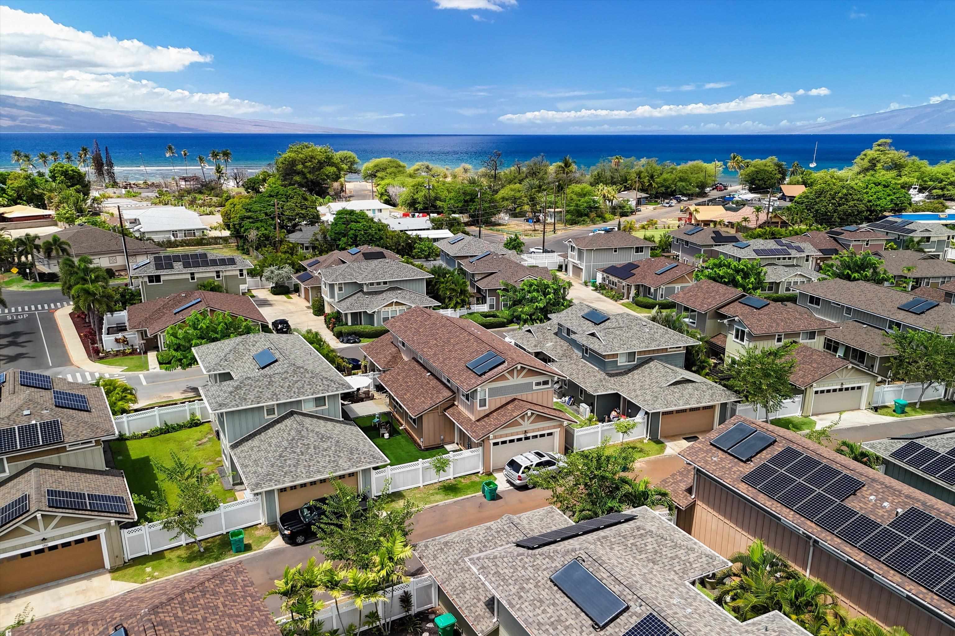 637  Hoe Kawele Ln , Lahaina home - photo 43 of 45