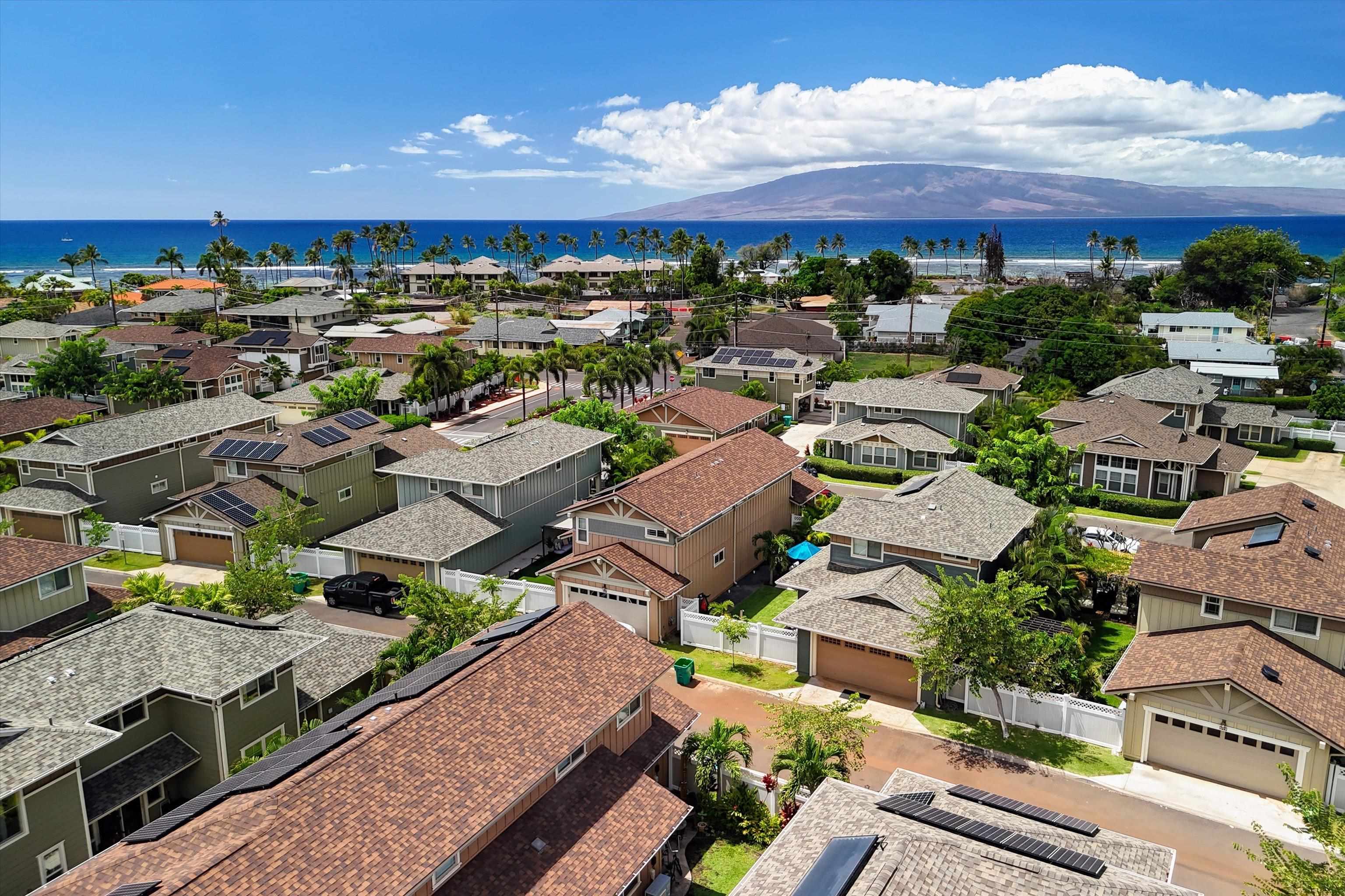 637  Hoe Kawele Ln , Lahaina home - photo 44 of 45