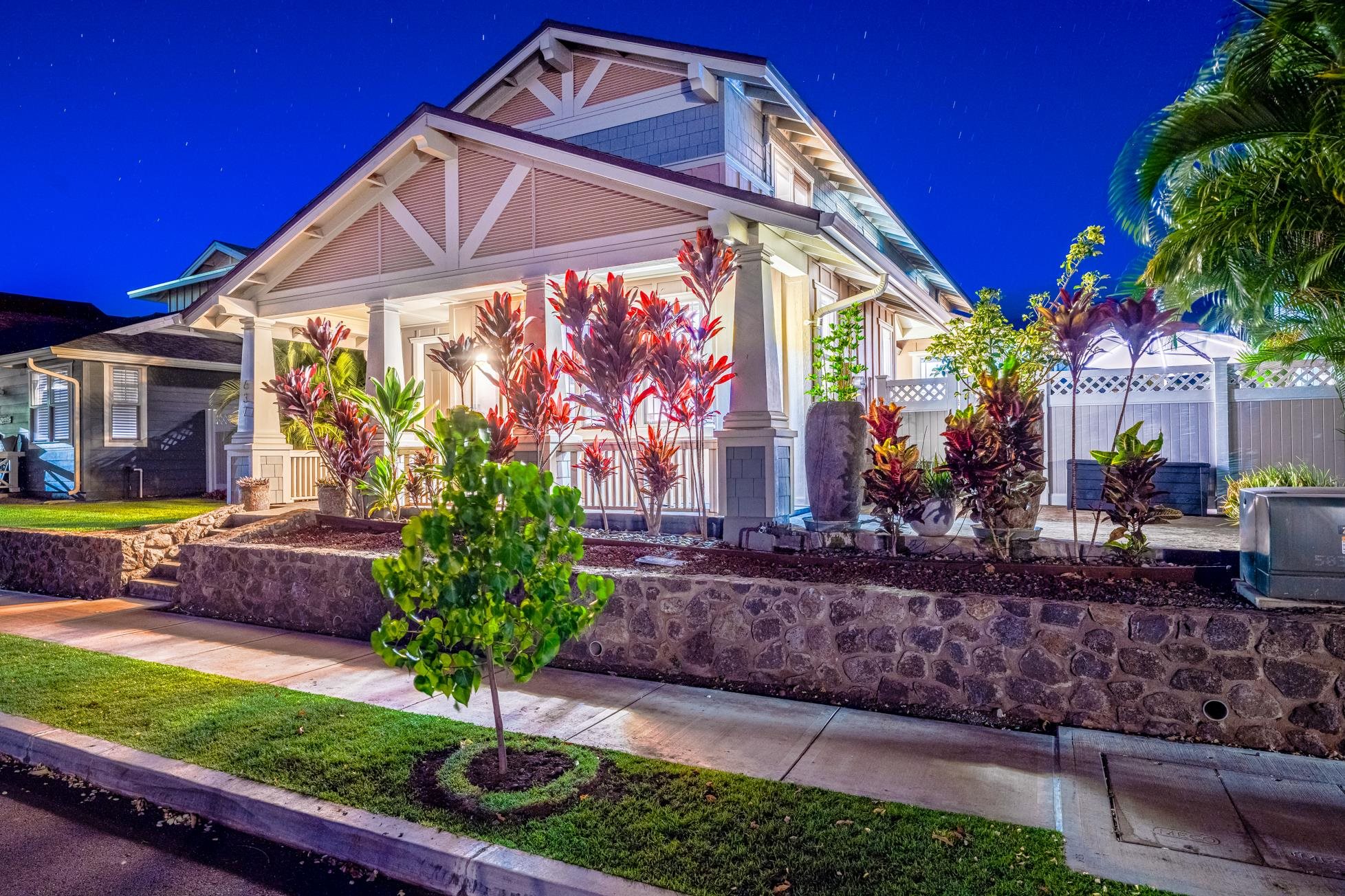 637  Hoe Kawele Ln , Lahaina home - photo 44 of 46