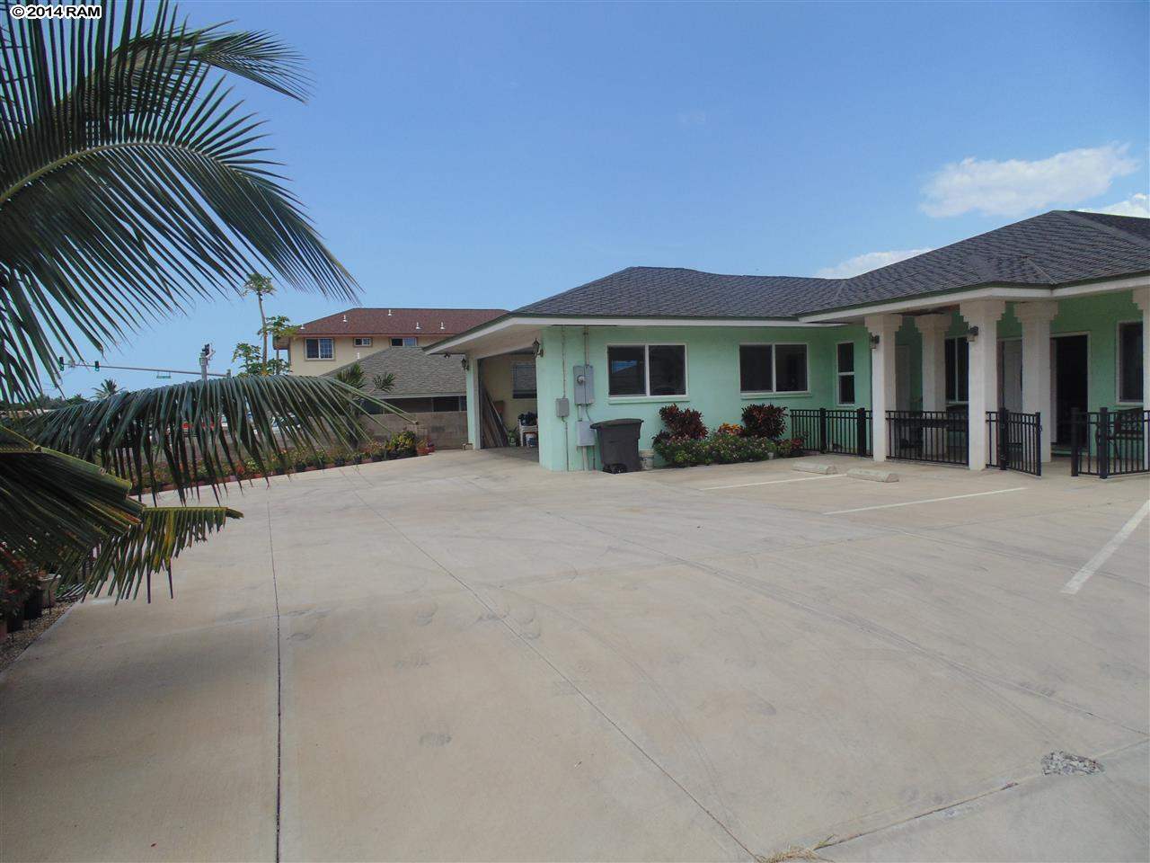 637  S Kamehameha Ave Kahului, Kahului home - photo 2 of 16