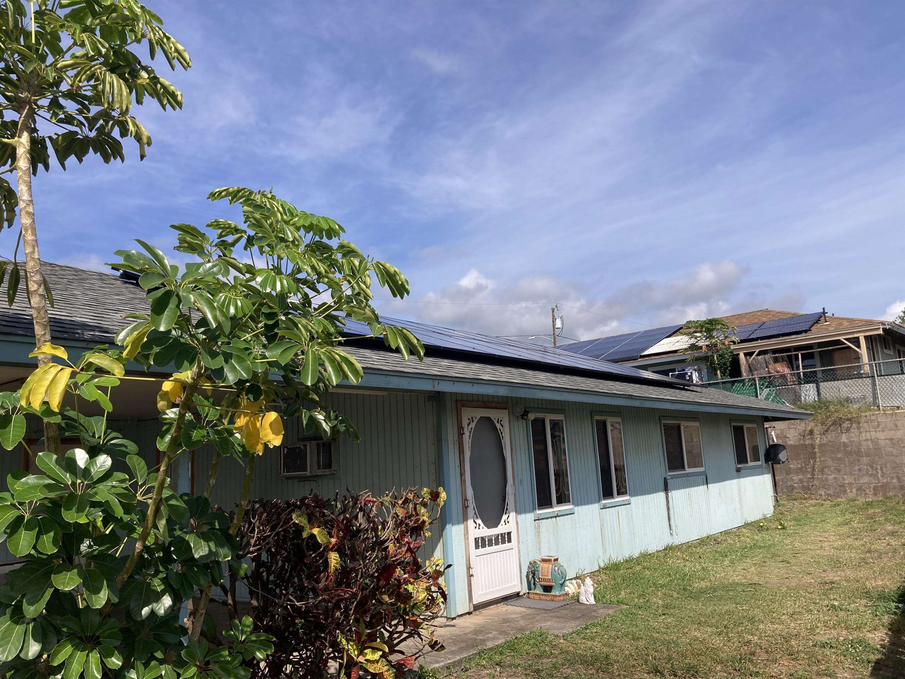 639  Hilinai St , Wailuku home - photo 10 of 12
