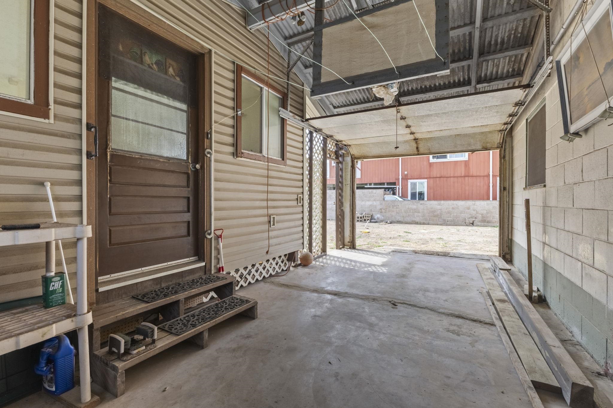 639  Kainalu Pl , Wailuku home - photo 31 of 48