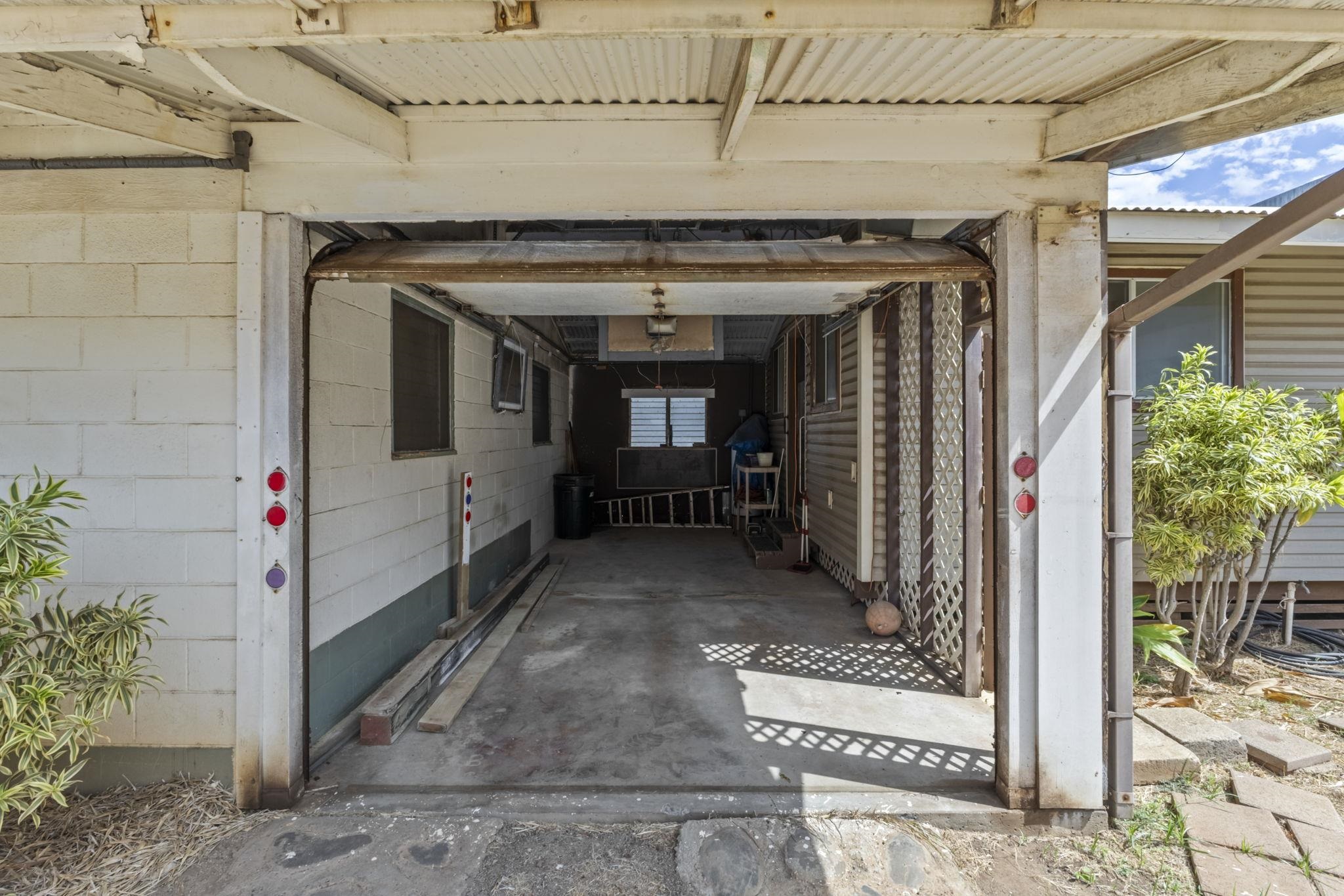 639  Kainalu Pl , Wailuku home - photo 32 of 48