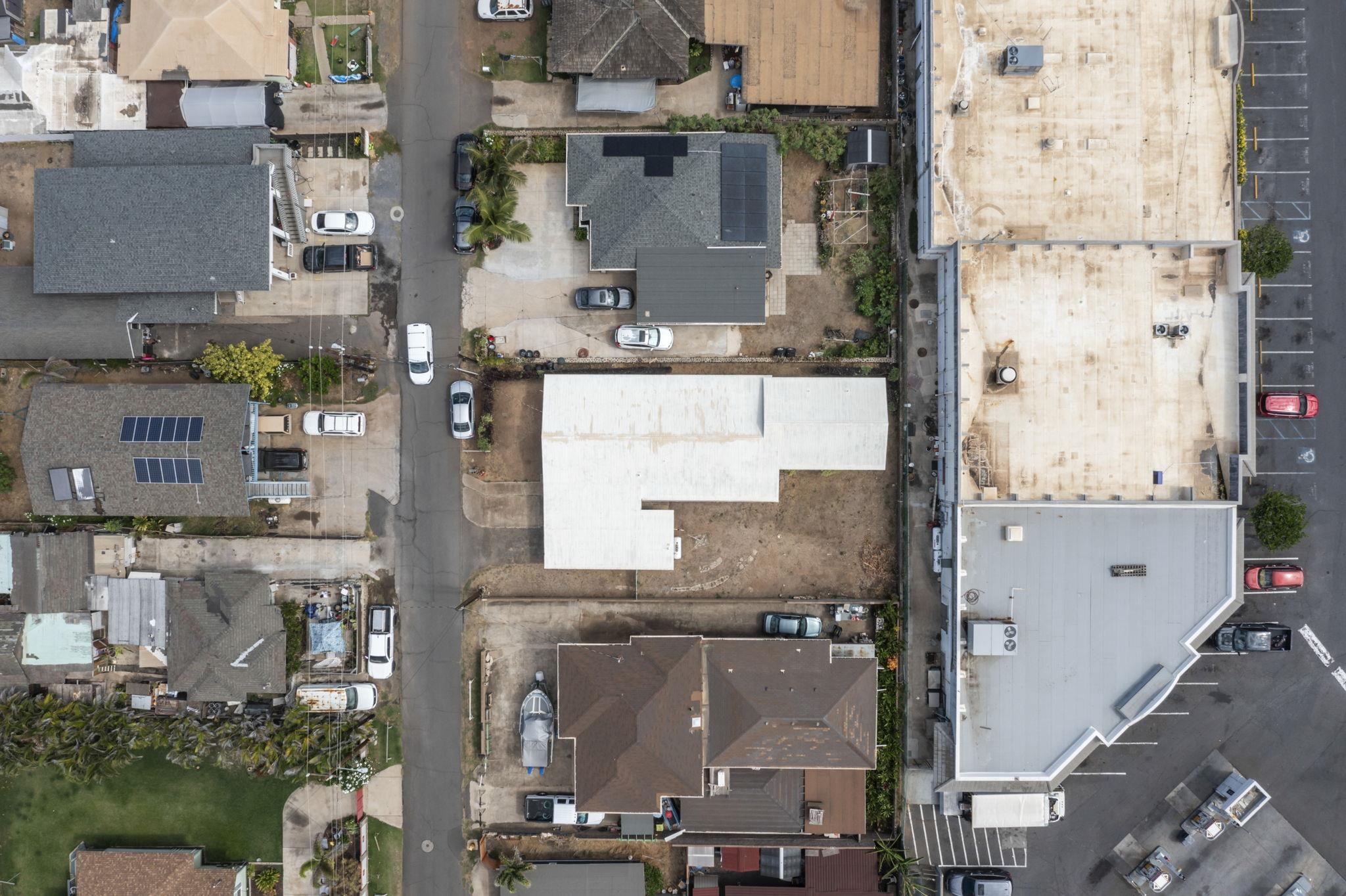 639  Kainalu Pl , Wailuku home - photo 38 of 48