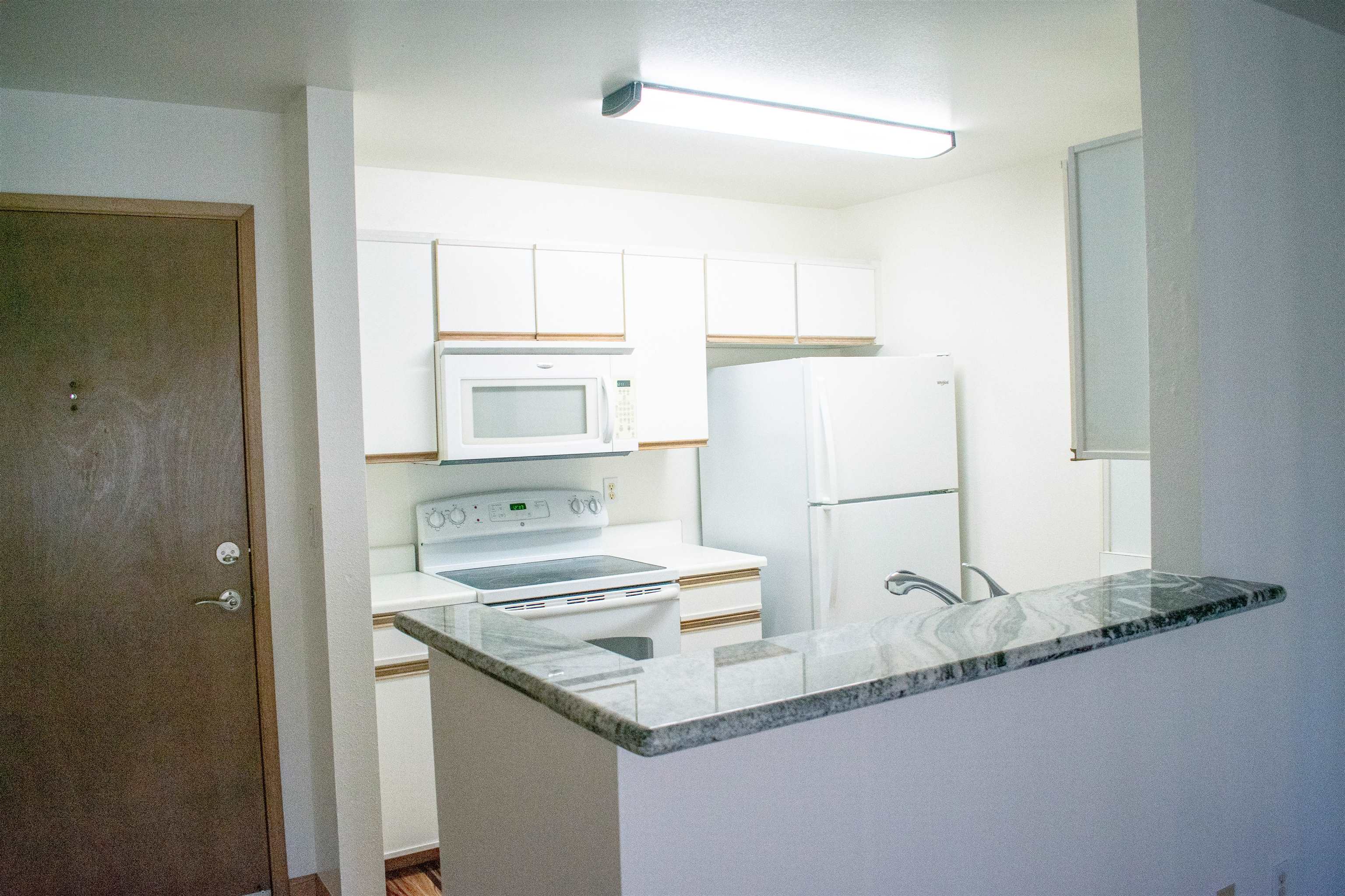 Kahului Ikena condo # 324, Kahului, Hawaii - photo 7 of 31