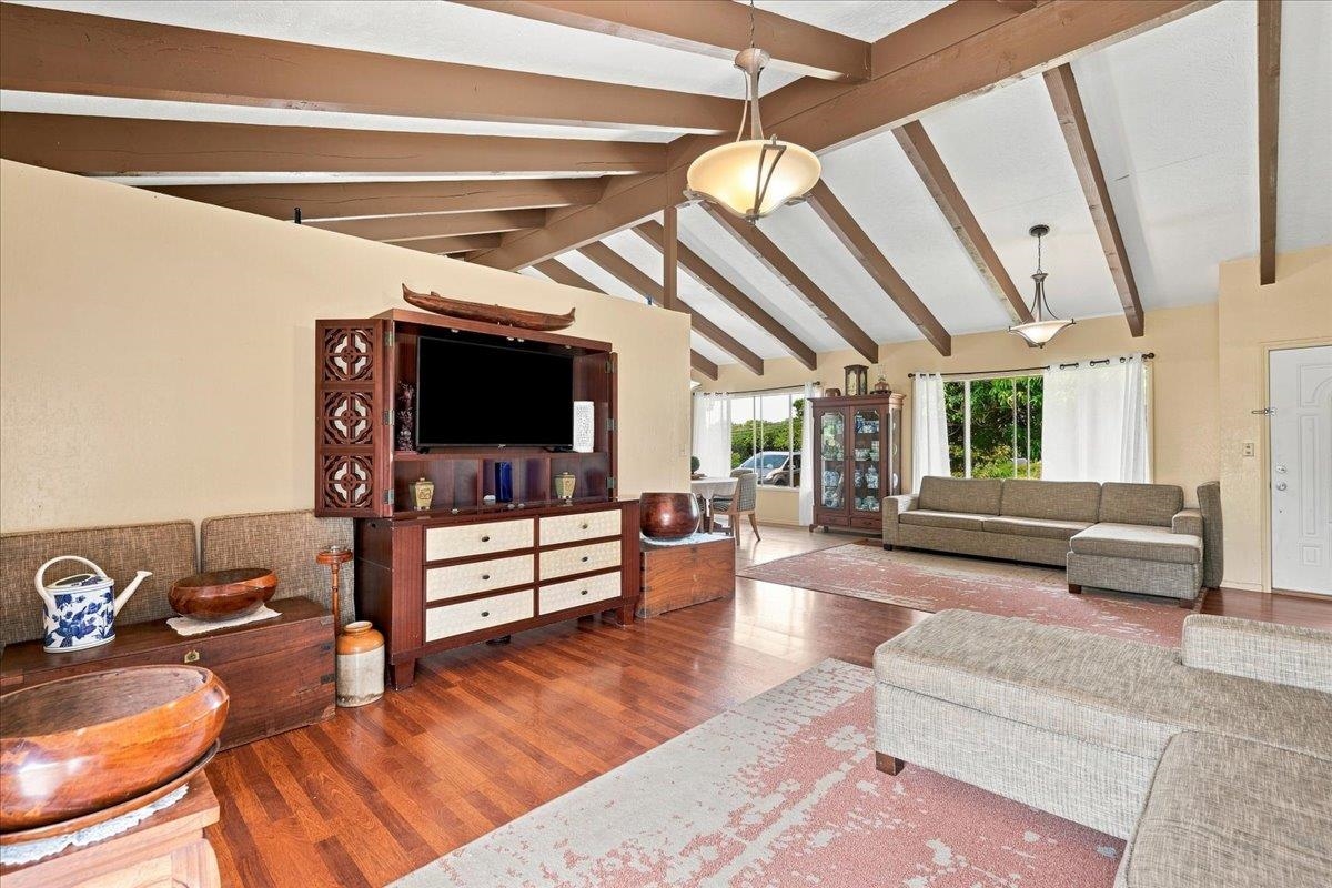 640  Makawao Ave , Makawao/Olinda/Haliimaile home - photo 2 of 25