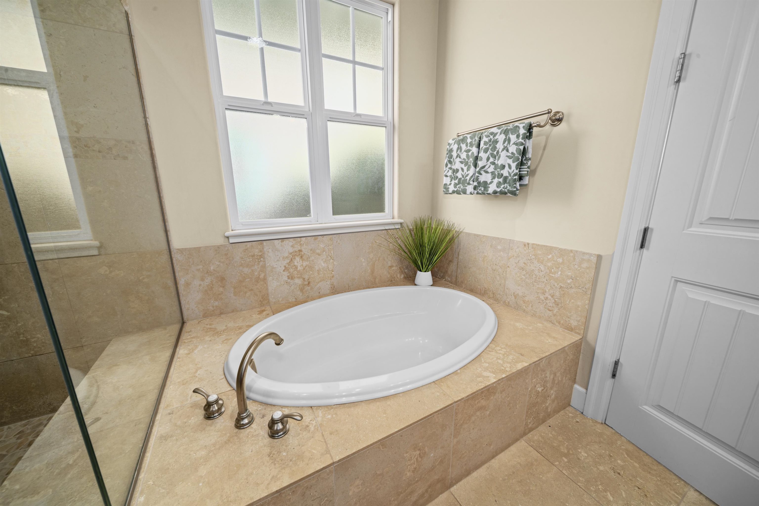 Hokulani Golf Villas condo # 28, Kihei, Hawaii - photo 26 of 42