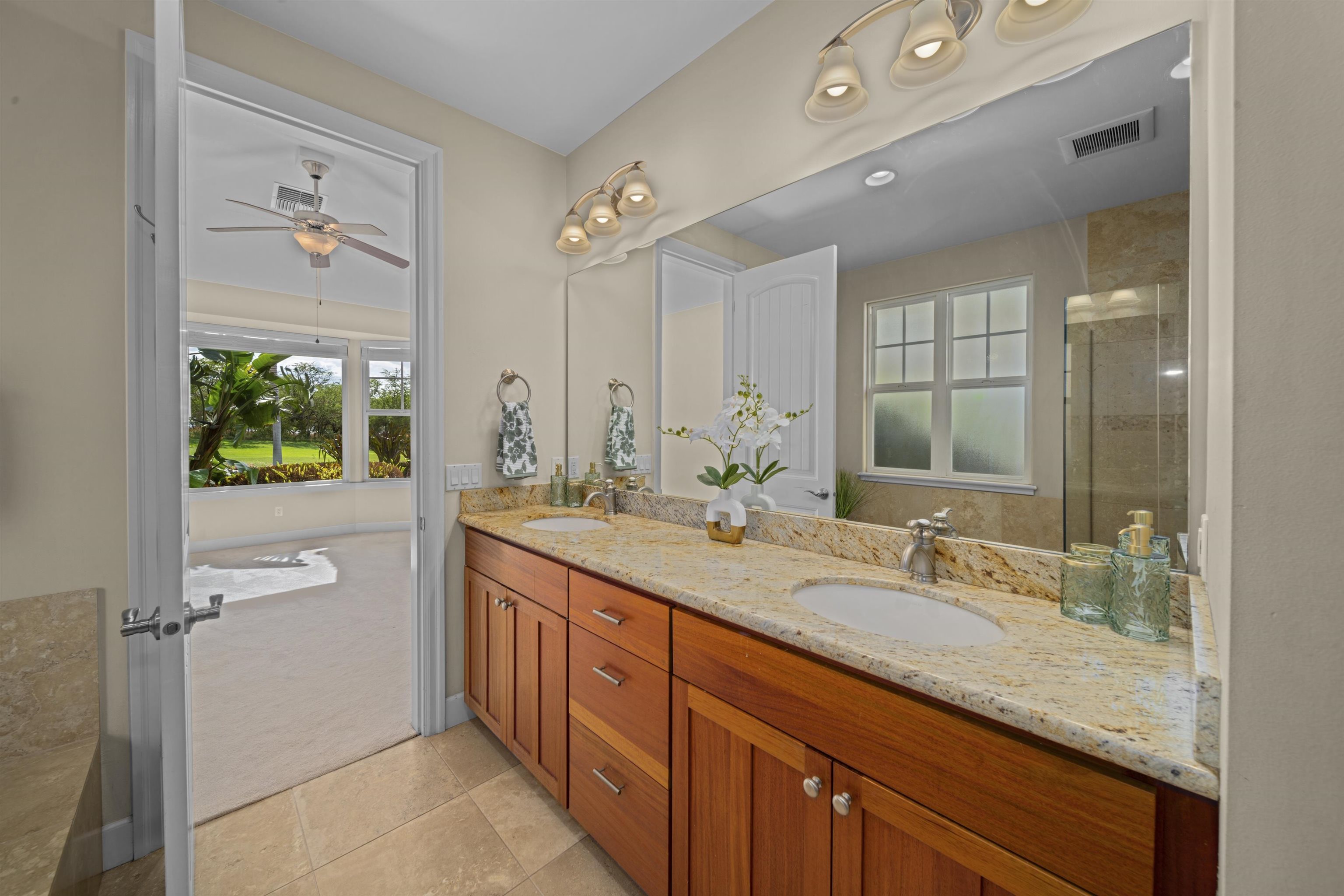 641  Hihimanu St Hokulani Golf Villas, Kihei home - photo 25 of 42