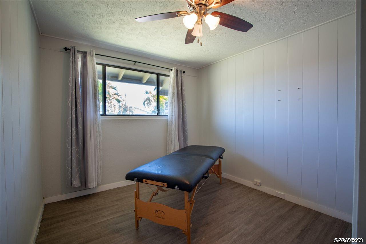 647  Molokai Akau St , Kahului home - photo 23 of 28