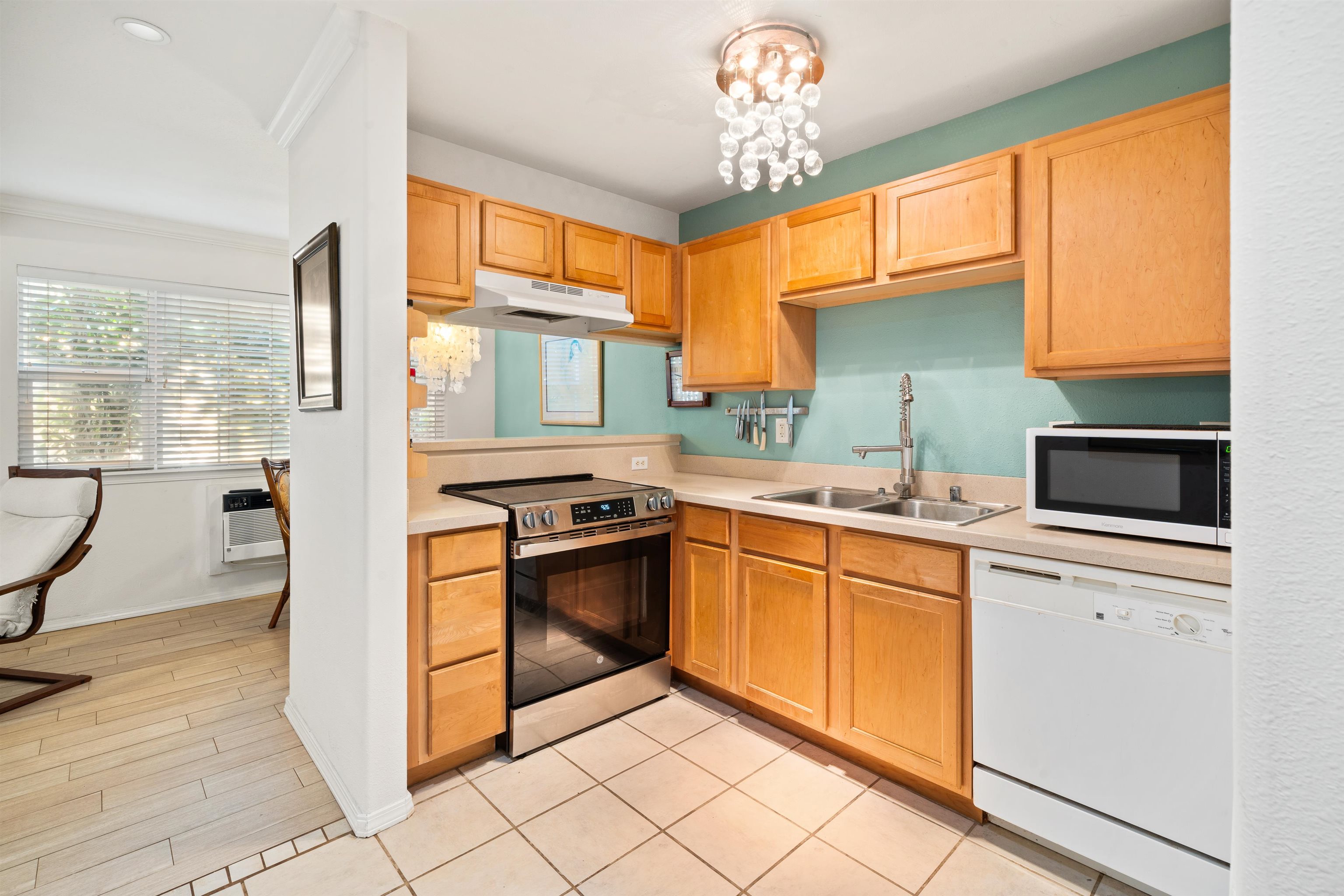 Villas at Kenolio I condo # 10F, Kihei, Hawaii - photo 14 of 48