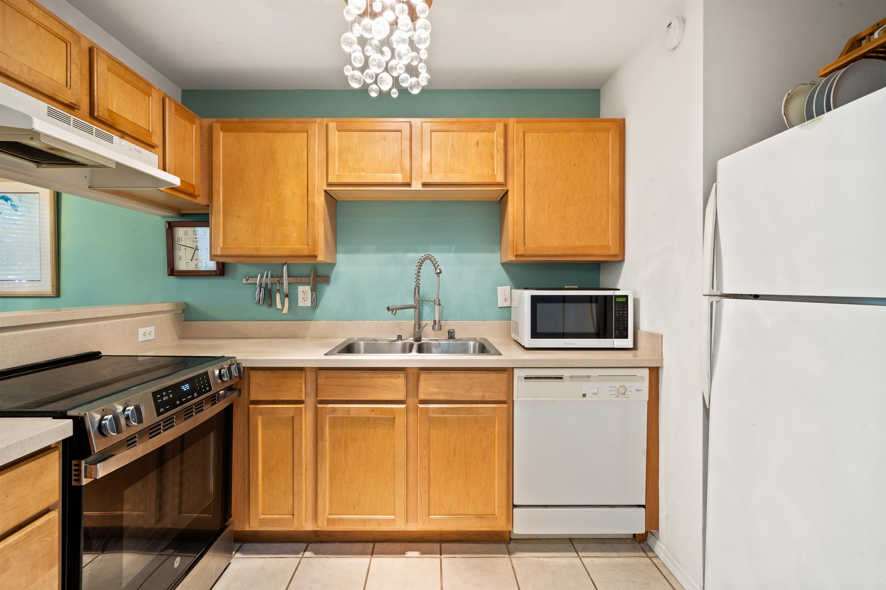 Villas at Kenolio I condo # 10F, Kihei, Hawaii - photo 15 of 48