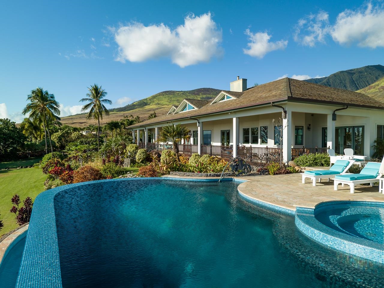 65  Wili Okai Way Launiupoko, Lahaina home - photo 2 of 50