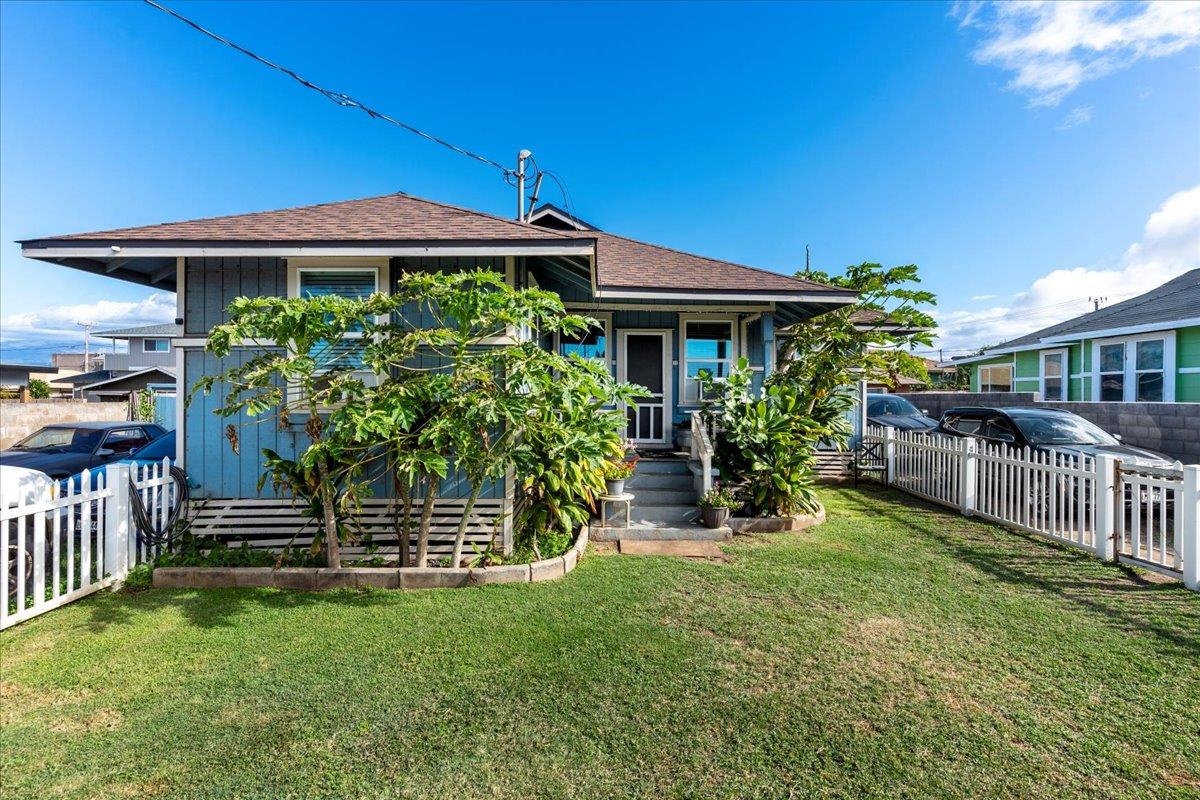 651  Linekona Pl Paukukalo, Wailuku home - photo 4 of 34