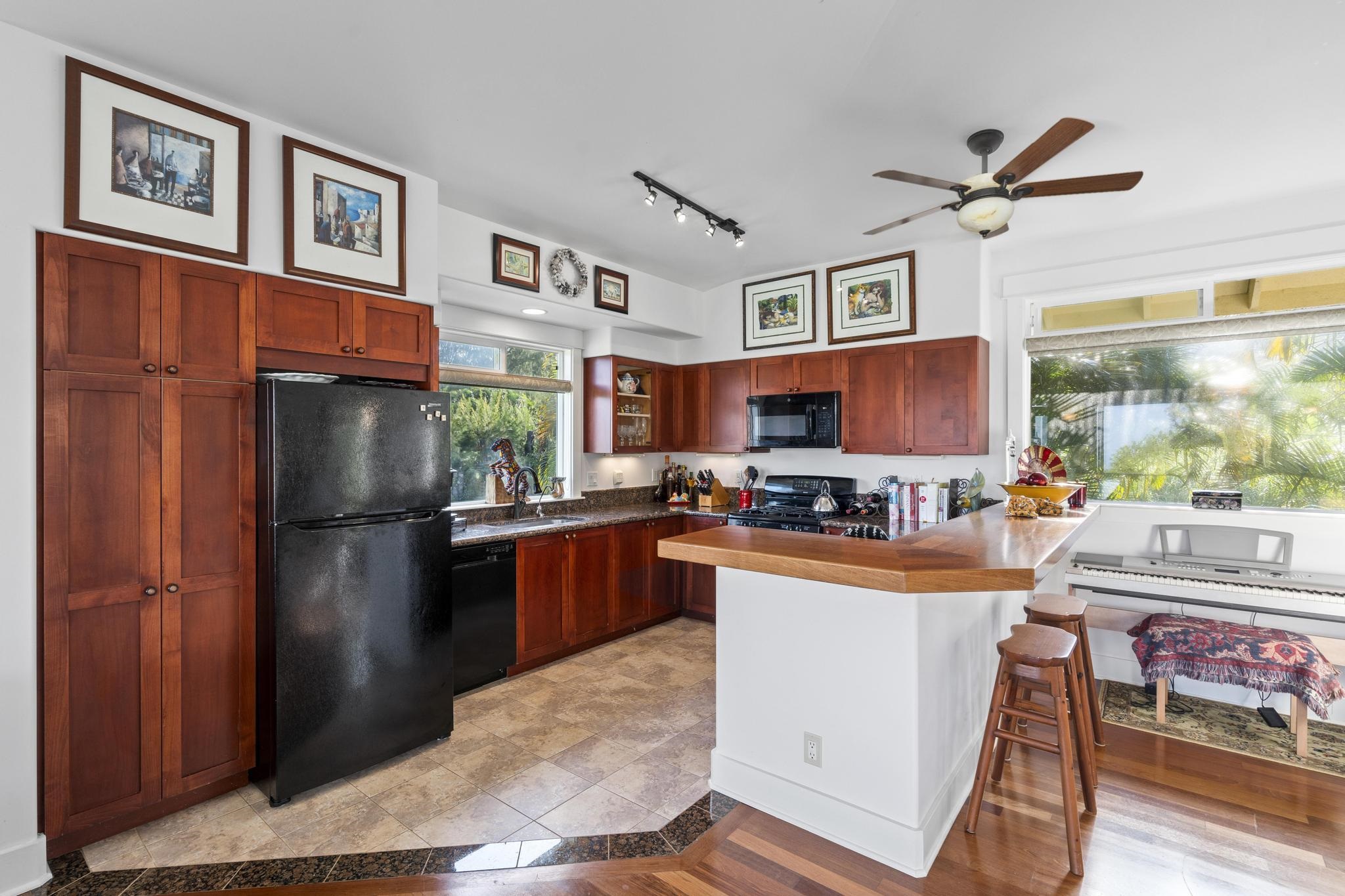 654  Kaupakalua Rd Five Corners, Haiku home - photo 23 of 41