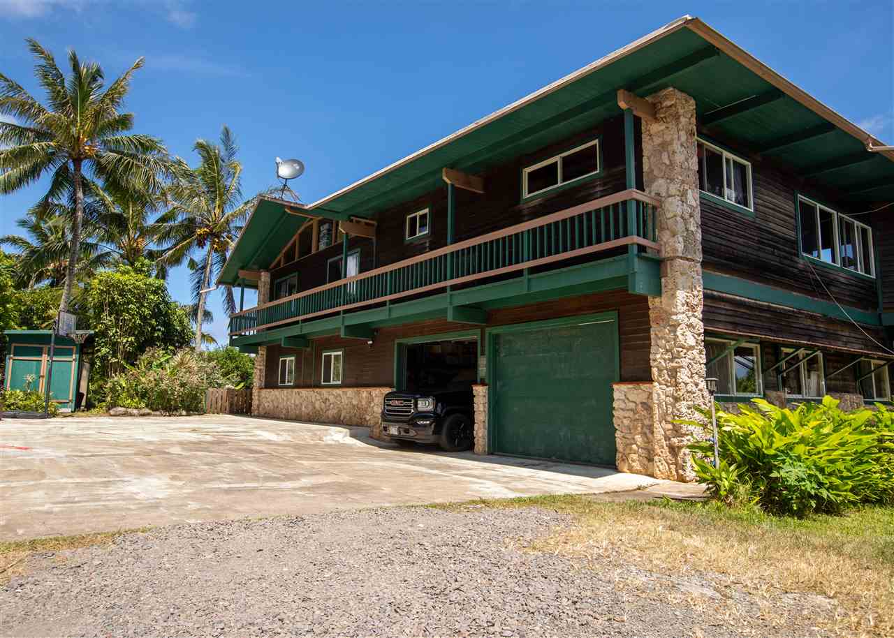 655  Kulike Rd , Haiku home - photo 2 of 30