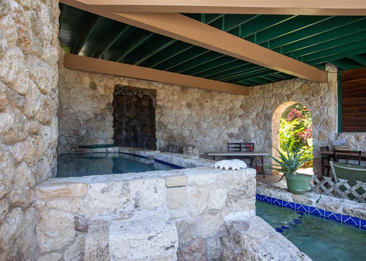 655  Kulike Rd , Haiku home - photo 15 of 30