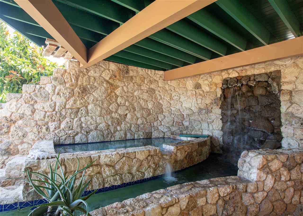 655  Kulike Rd , Haiku home - photo 6 of 30