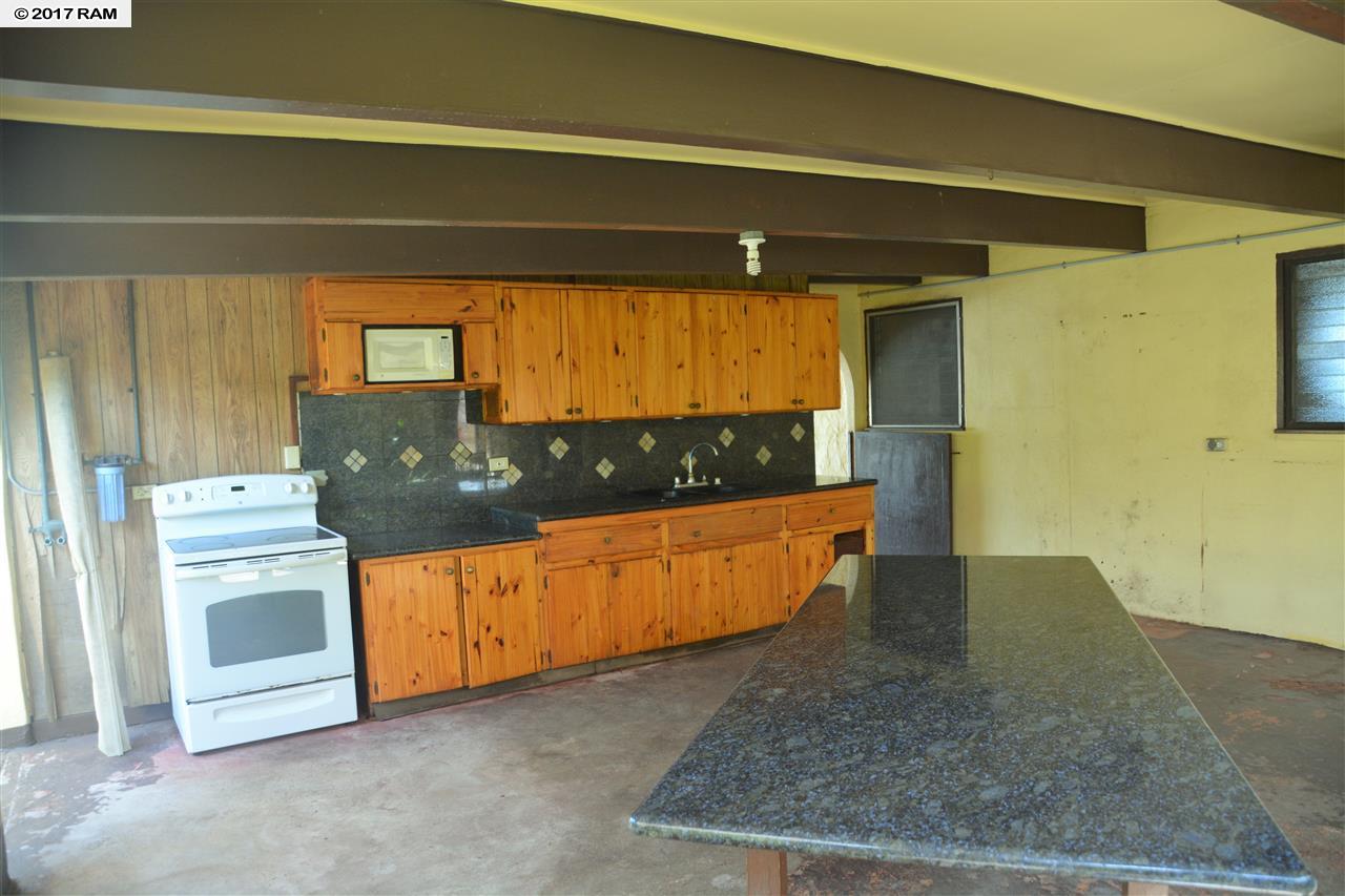 657  Komo Pl , Kahului home - photo 18 of 27