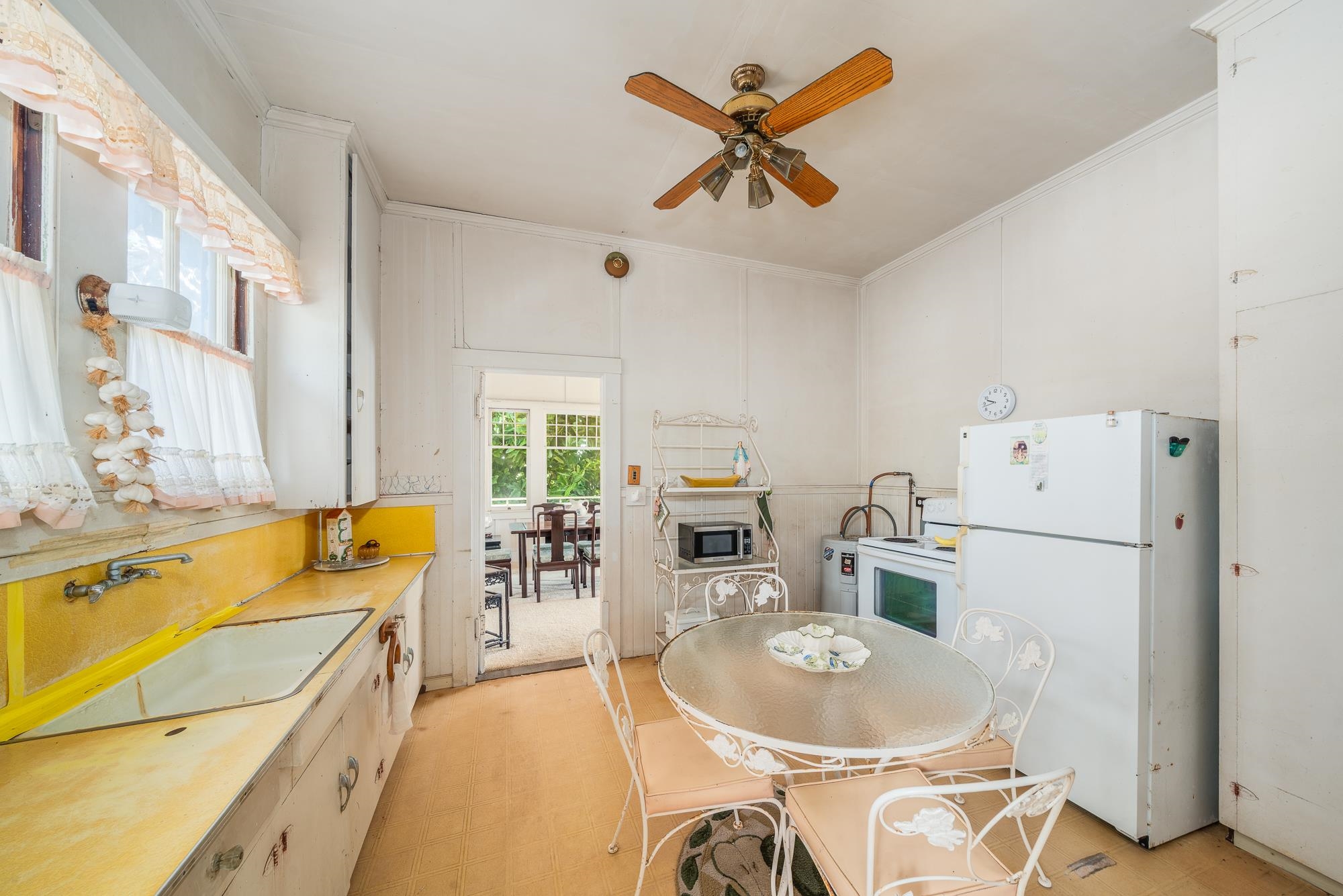 658  Waiehu Beach Rd Paukukalo  Waiehu, Wailuku home - photo 26 of 37