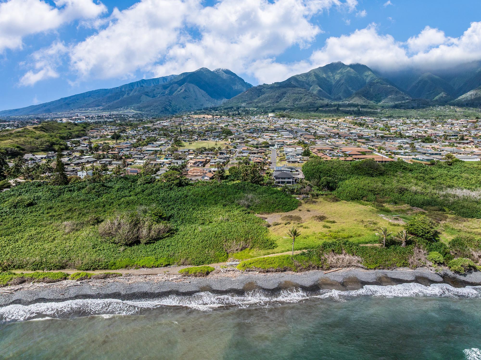 658  Waiehu Beach Rd Paukukalo  Waiehu, Wailuku home - photo 9 of 37