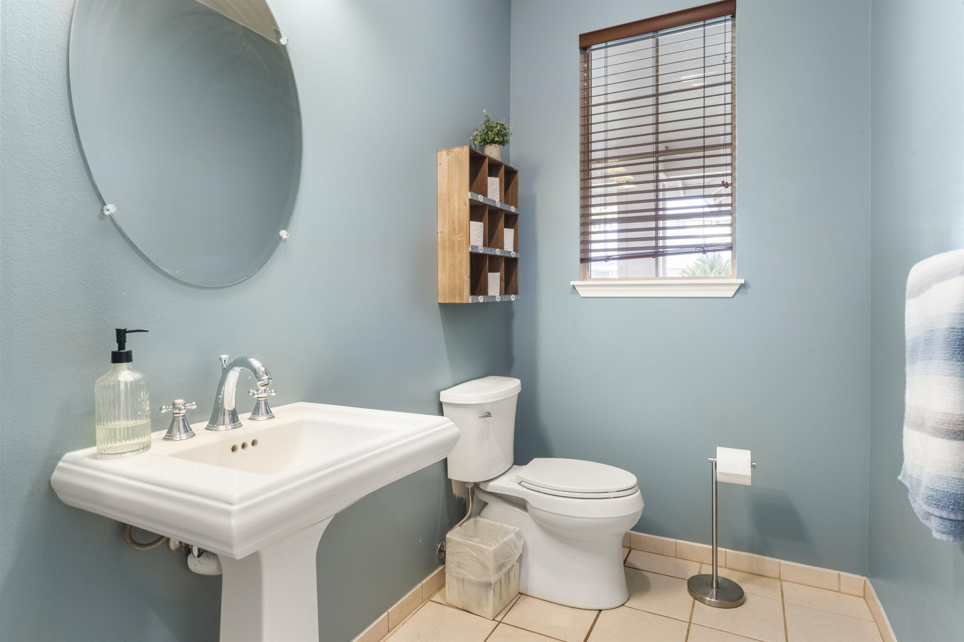 66  Moana Ave Moana Estates, Kihei home - photo 9 of 43